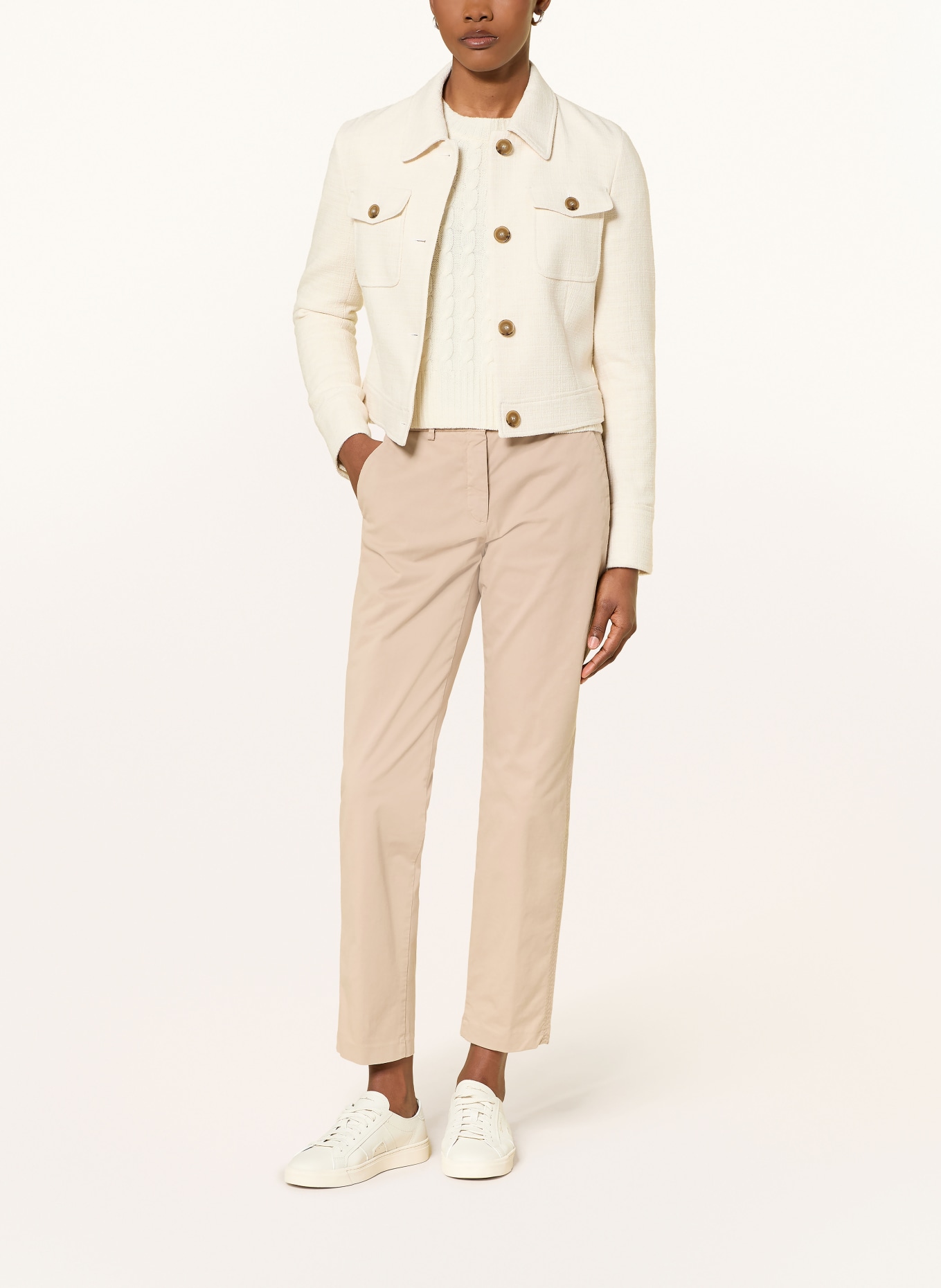 windsor. Chino: HELLBRAUN