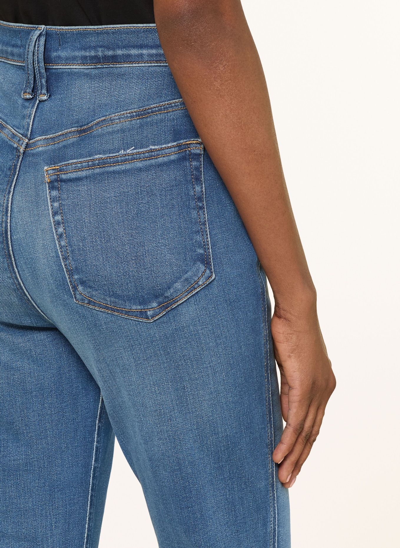 GOOD AMERICAN Dżinsy z rozszerzanymi nogawkami SOFT TECH GOOD KICK FLARE: 1026 indigo