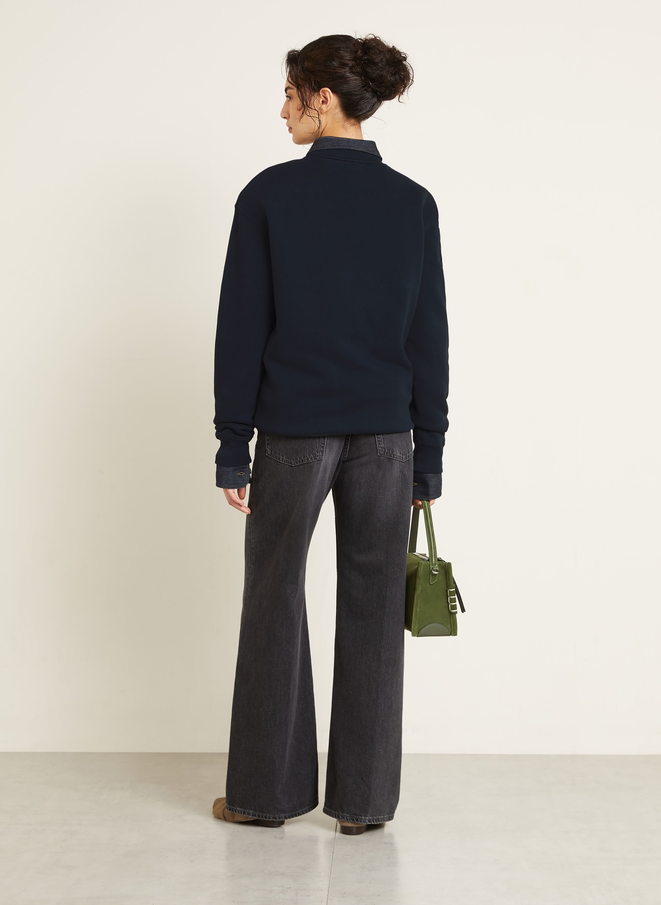 JW ANDERSON Oversized-Sweatshirt ANONYMOUS LOVERS: SCHWARZ / CREME / HELLBLAU