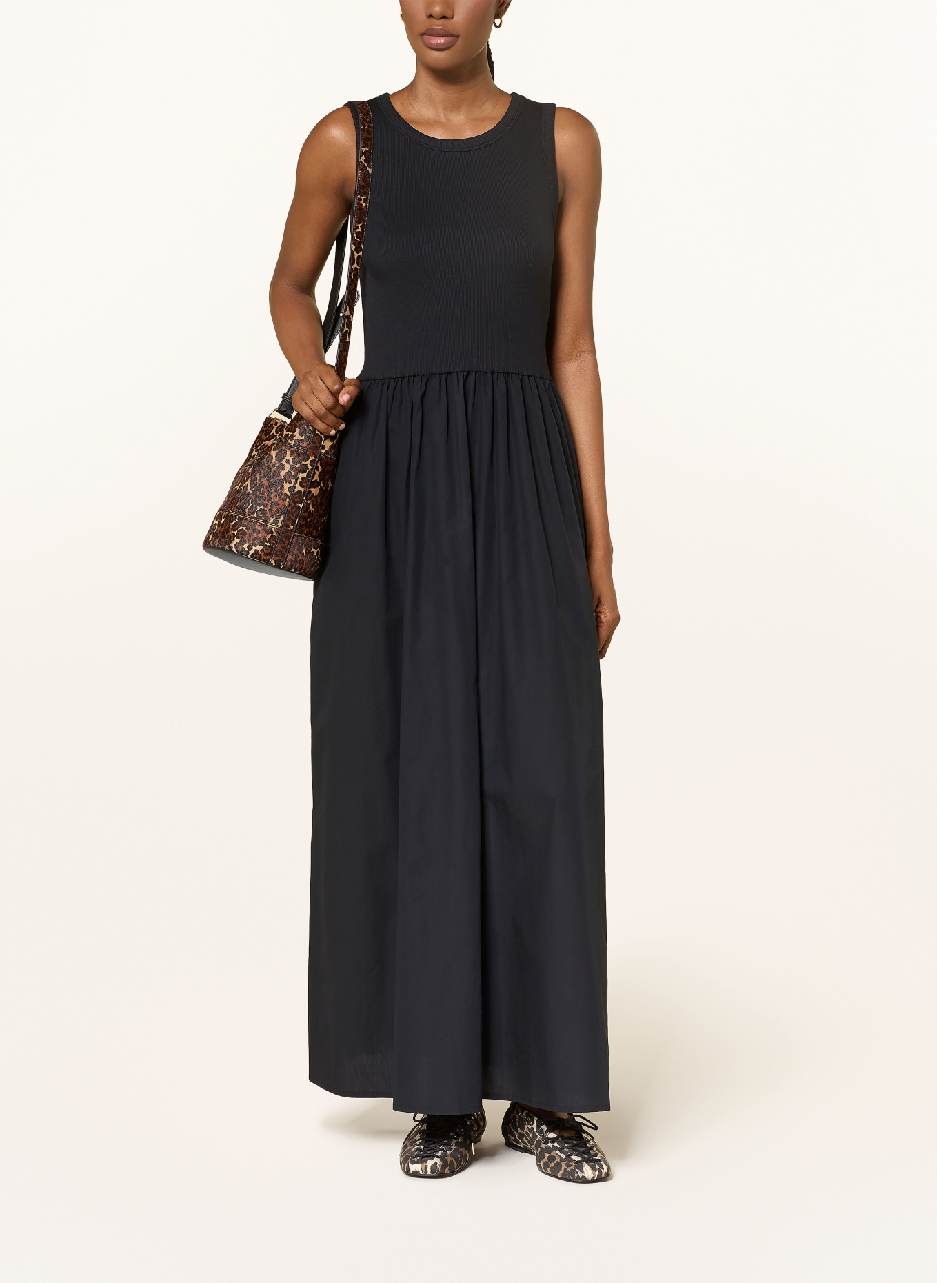 MRS & HUGS Kleid im Materialmix: SCHWARZ