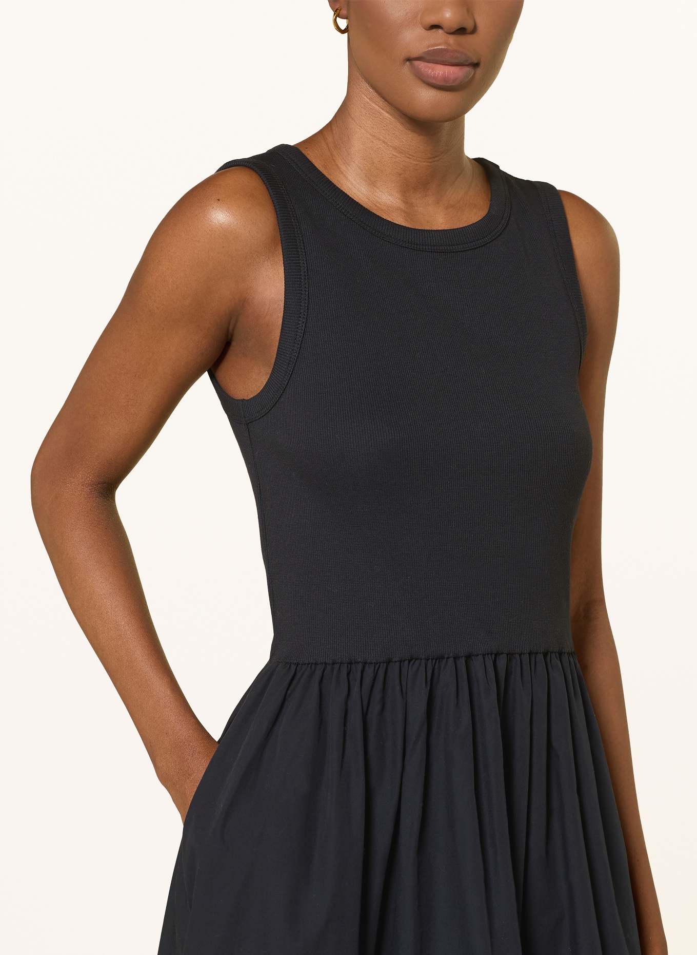 MRS & HUGS Kleid im Materialmix: SCHWARZ