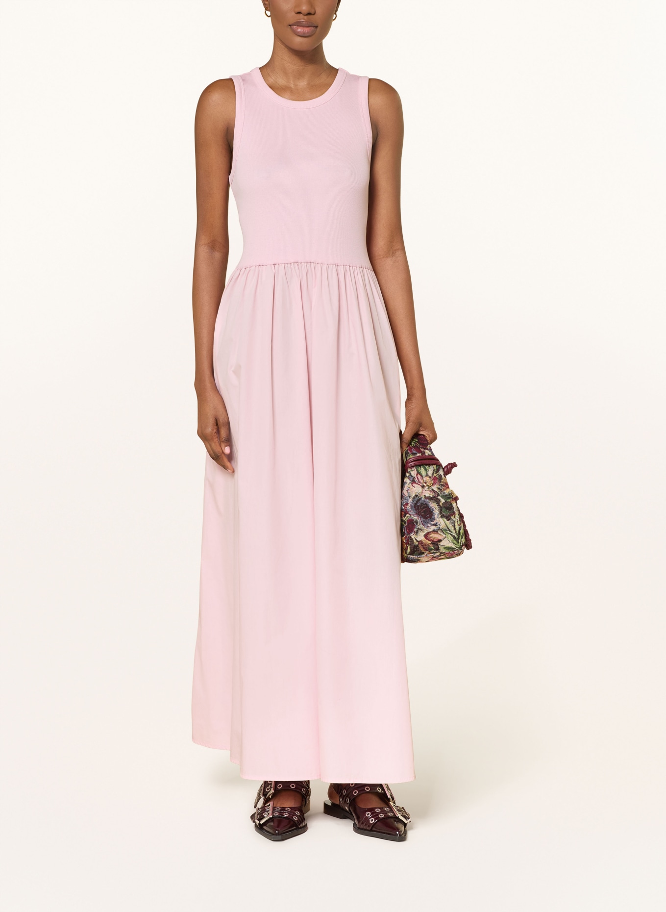 MRS & HUGS Kleid im Materialmix: ROSÉ