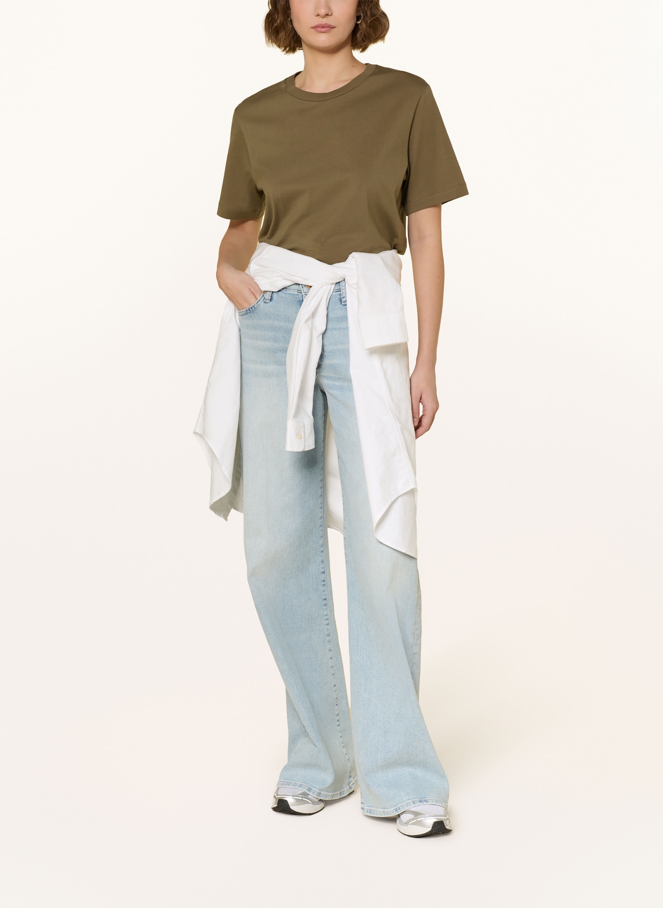 MRS & HUGS Tričko: OLIVOVÁ