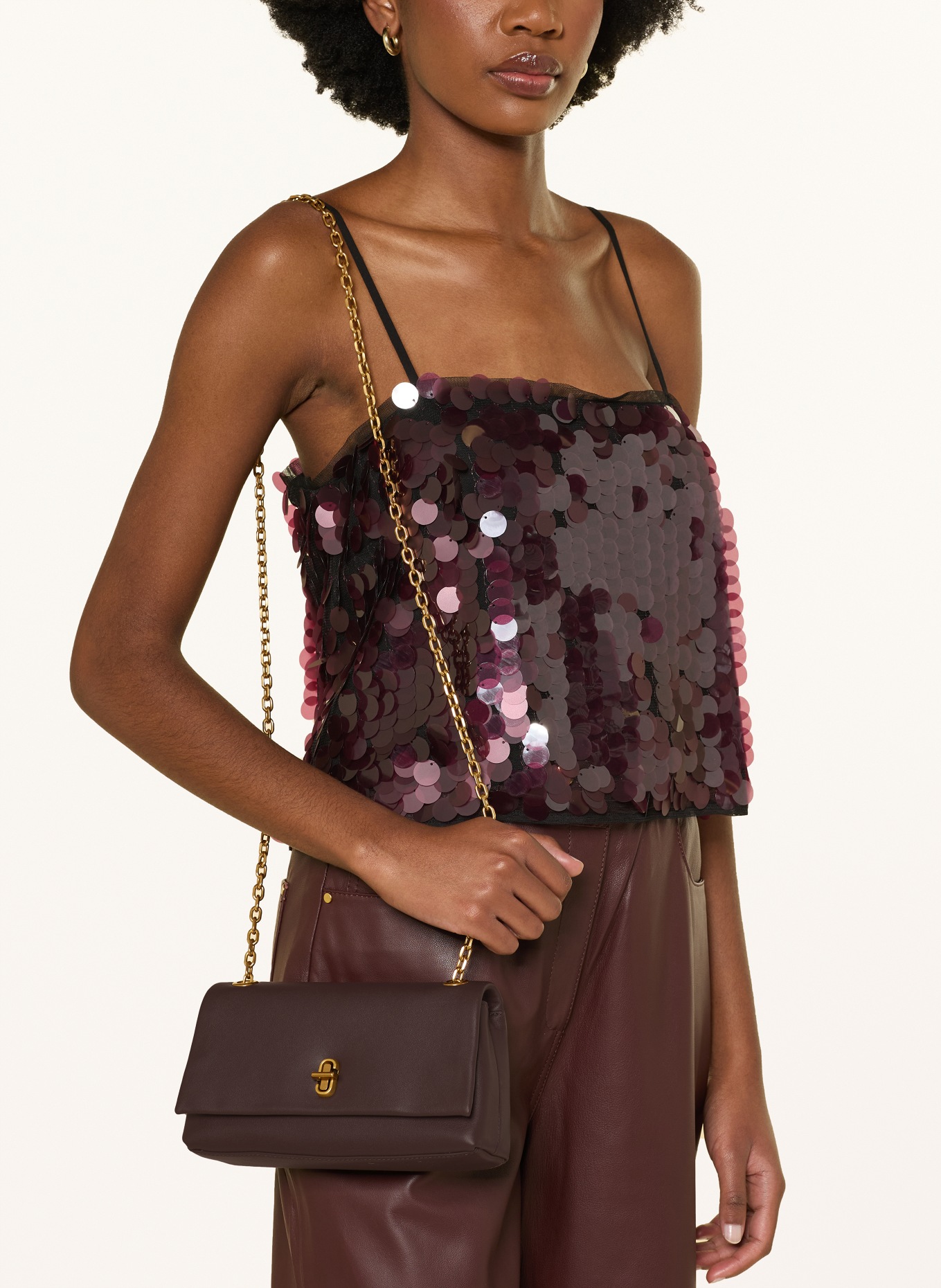 MARC JACOBS Schultertasche THE DUAL CHAIN MINI BAG: DUNKELBRAUN