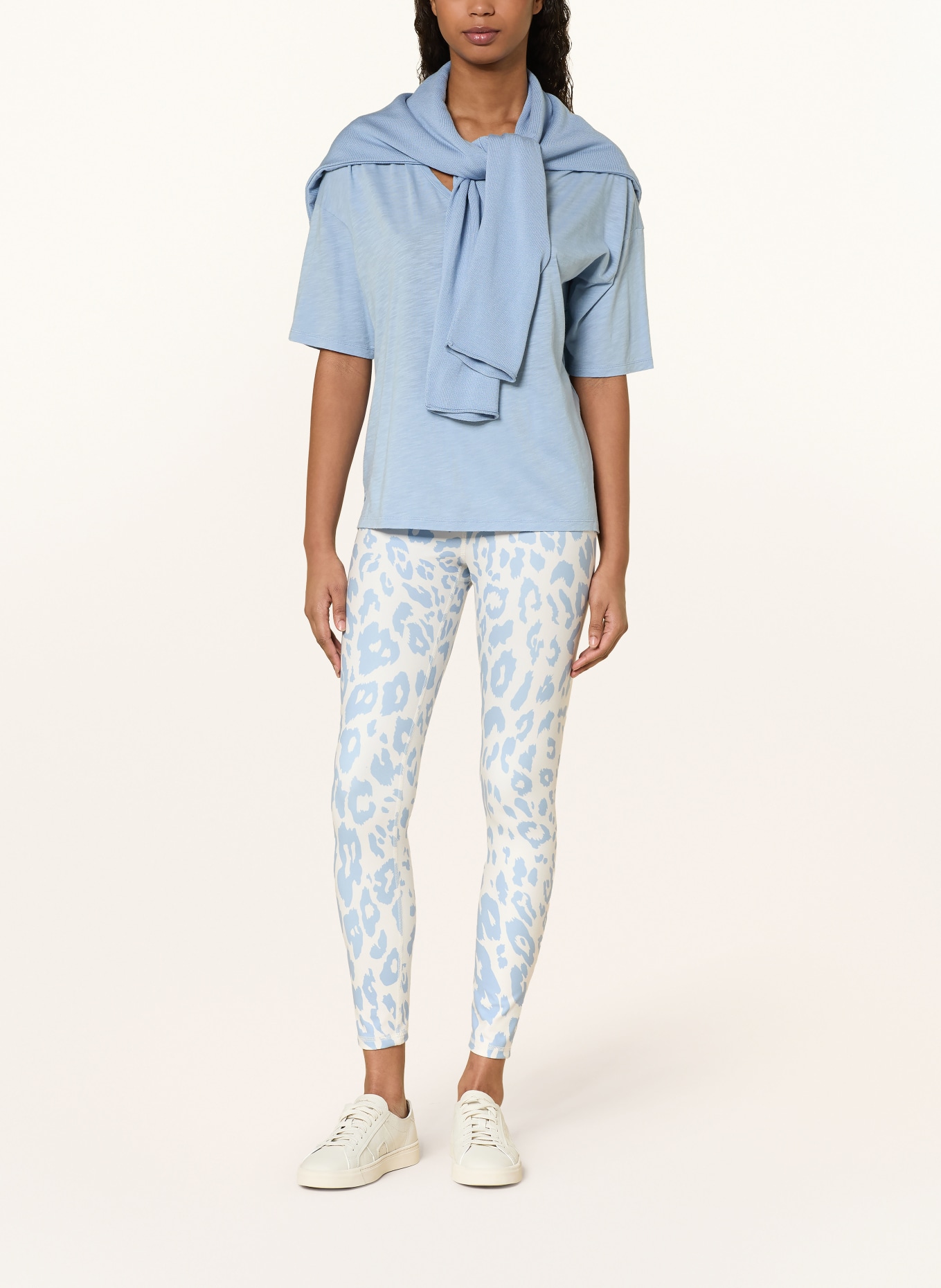 Juvia Legíny PAMELA: BÍLÁ / TMAVĚ MODRÁ