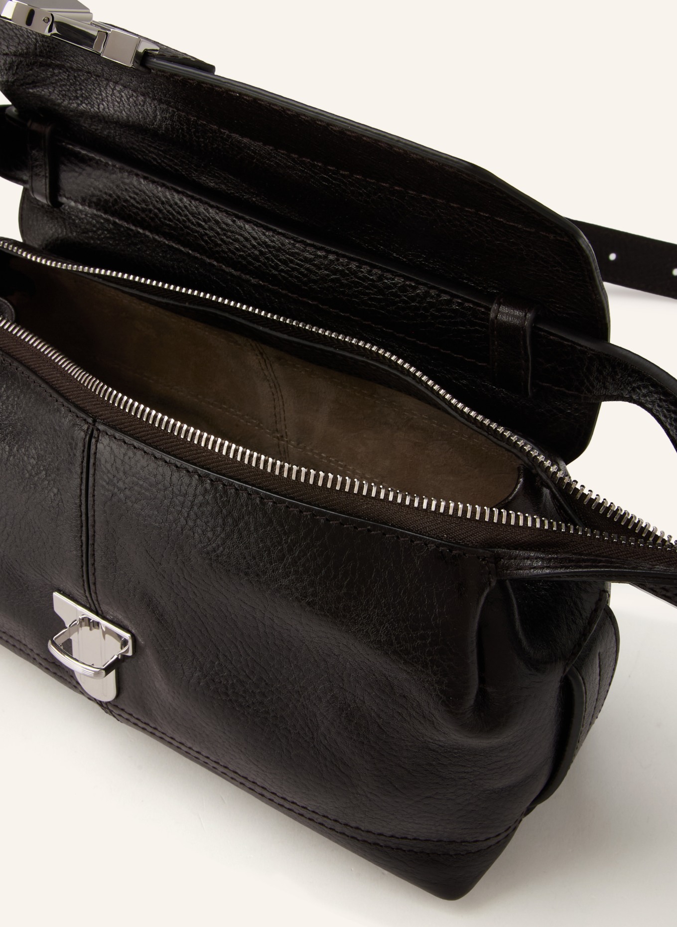 LEMAIRE Umhängetasche GEAR SMALL: SCHWARZ