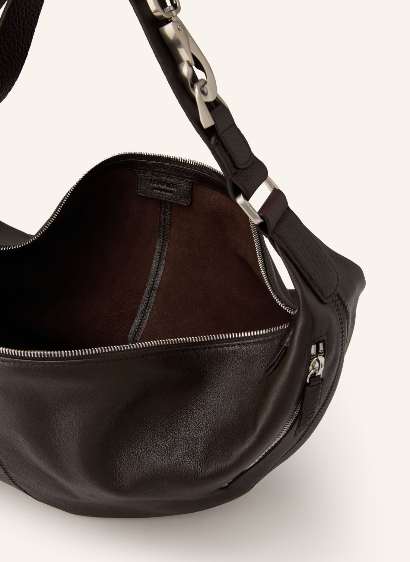 LEMAIRE Schultertasche QUIVER: DUNKELBRAUN