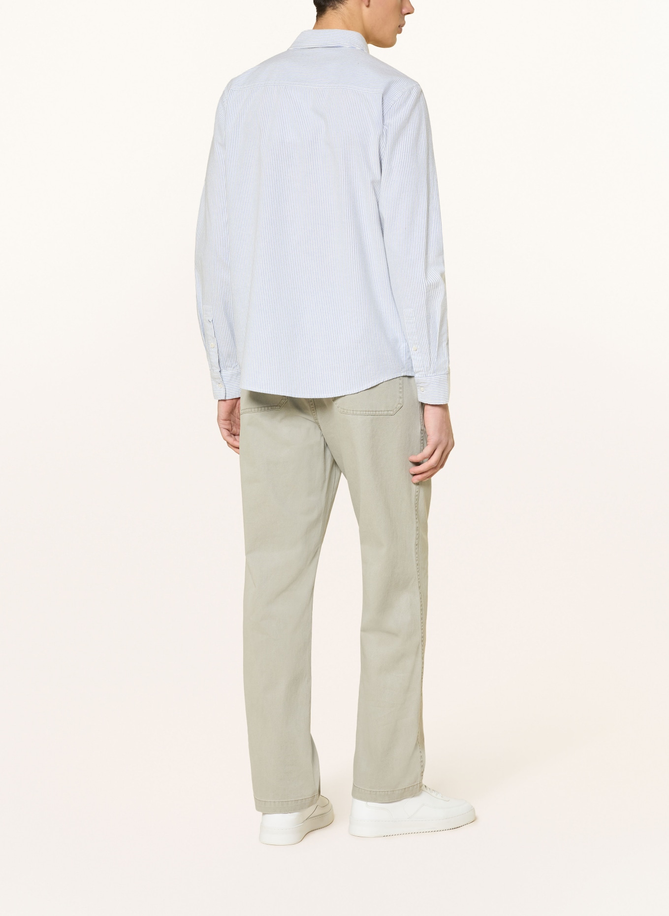 Juvia MARQ Regular Fit Shirt: LIGHT BLUE / WHITE