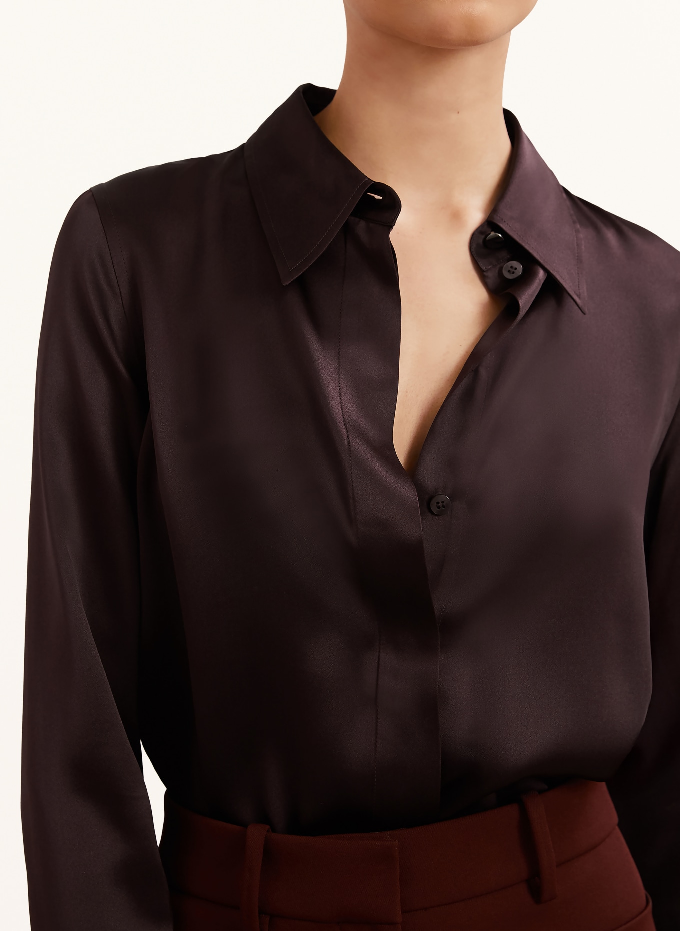 REISS Hemdbluse AMEIRA aus Seide: DUNKELLILA