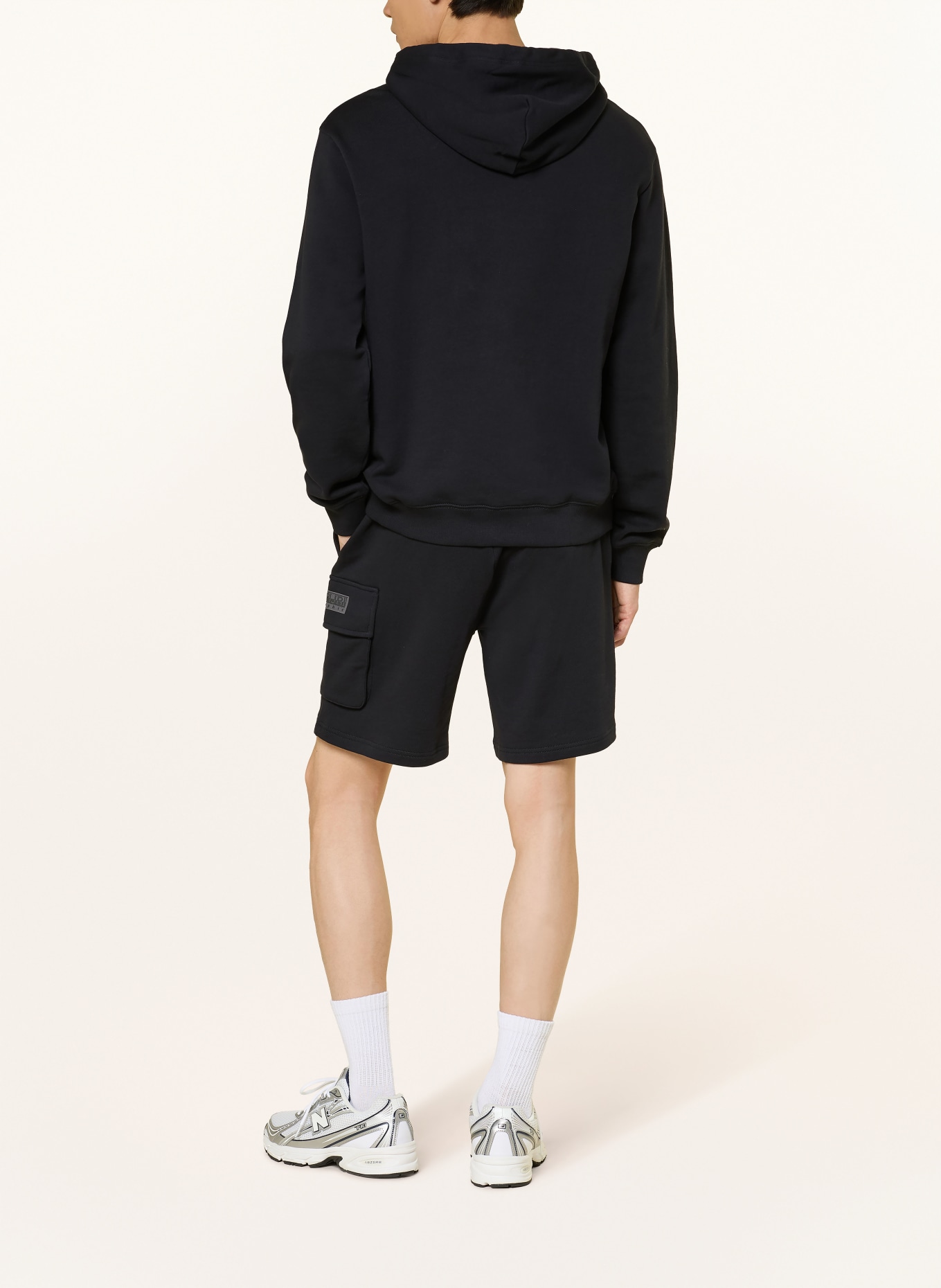 NAPAPIJRI Mikina s kapucí B-BOX: ČERNÁ / TMAVĚ ŠEDÁ