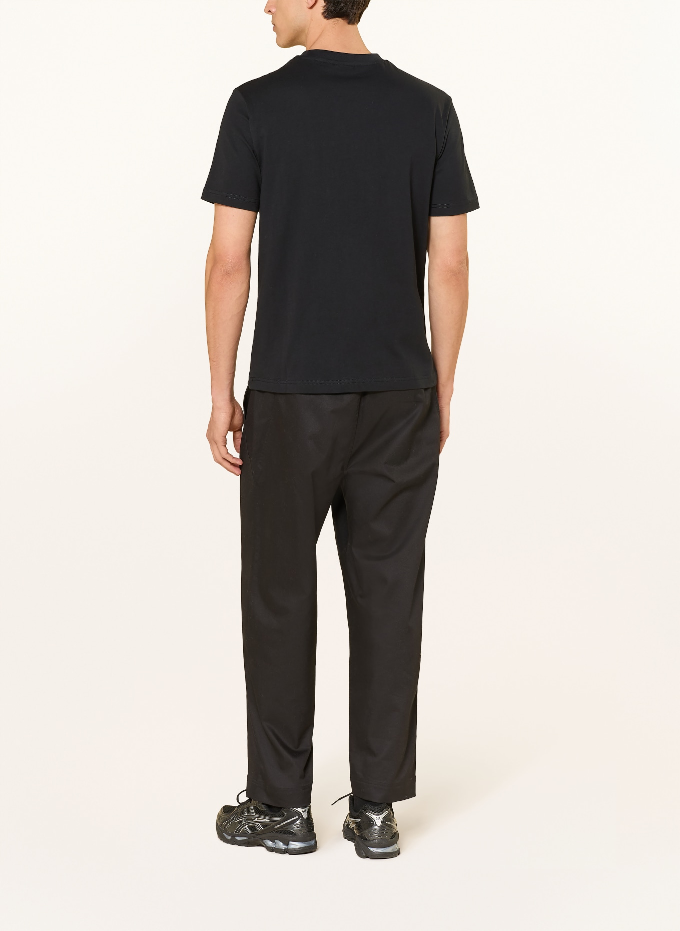 NAPAPIJRI T-Shirt S-BOX: SCHWARZ / DUNKELGRAU