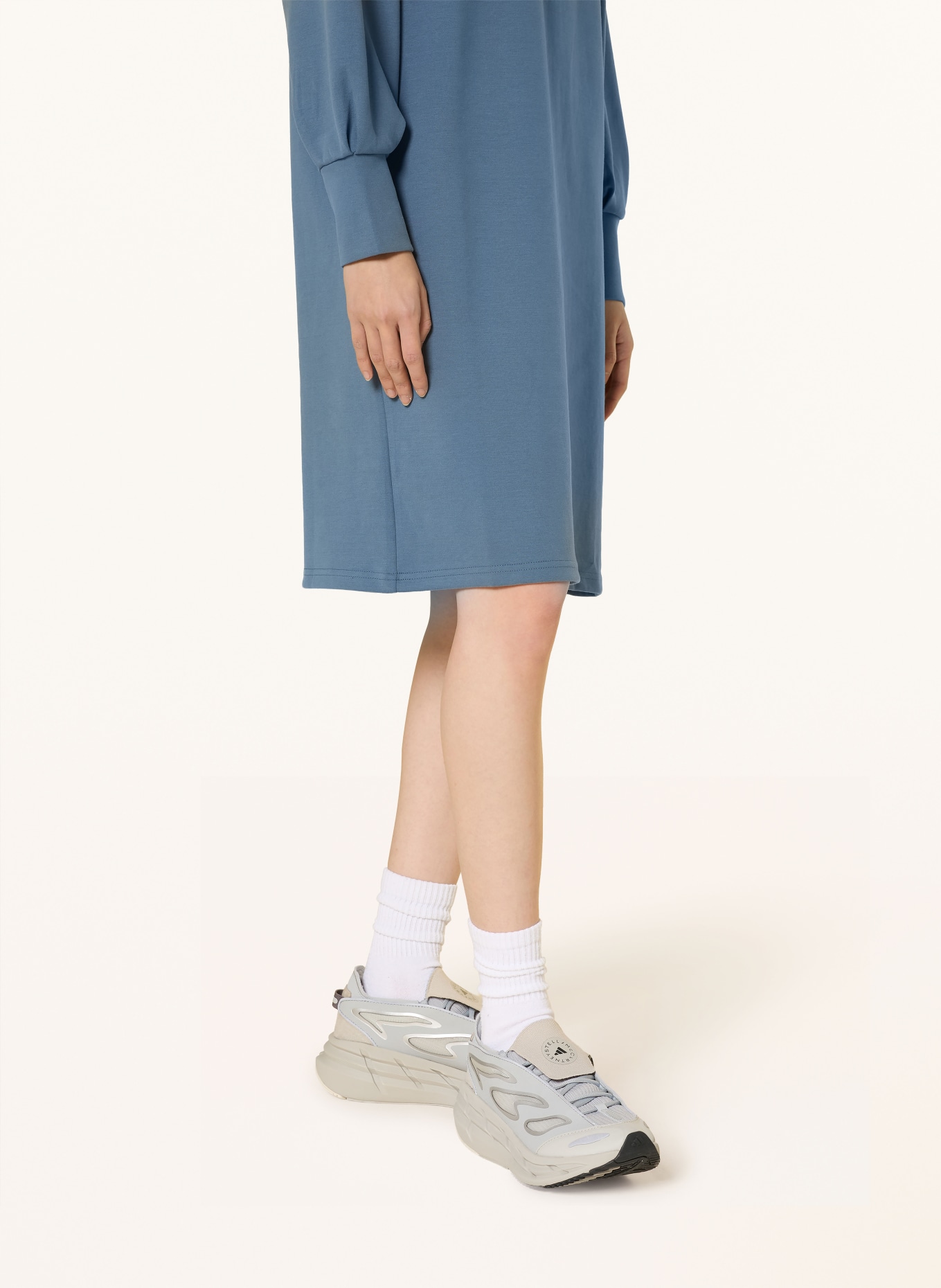 ELBSAND Svetrové šaty YENAS: MODRÁ