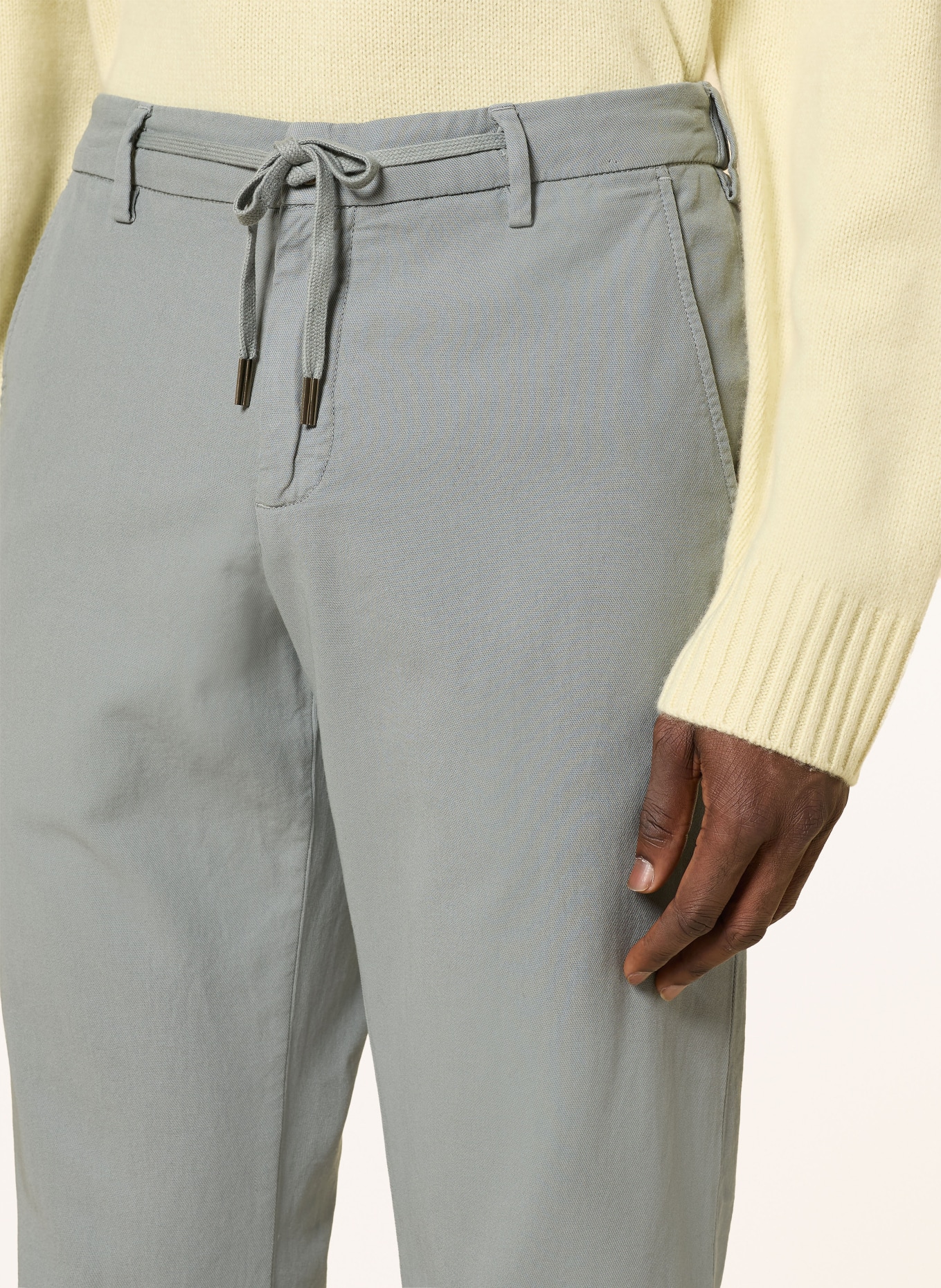 MYTHS Chino APOLLO Extra Slim Fit: ŠEDÁ