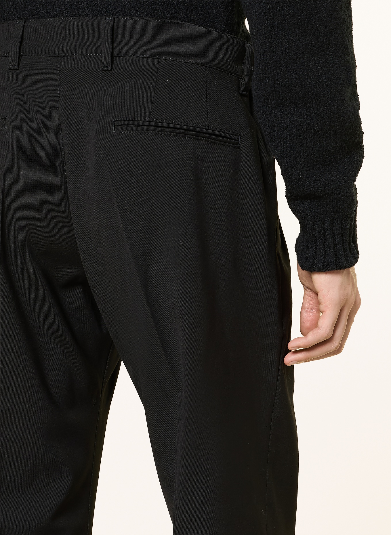 DRYKORN Hose LEEK Regular Fit: SCHWARZ