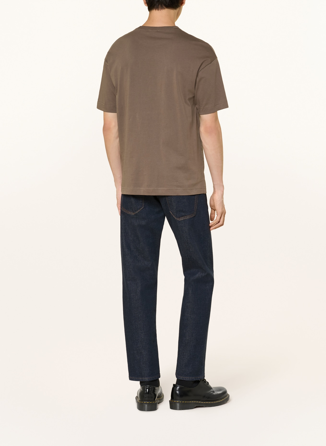 DRYKORN T-Shirt KAYRO: DUNKELBRAUN