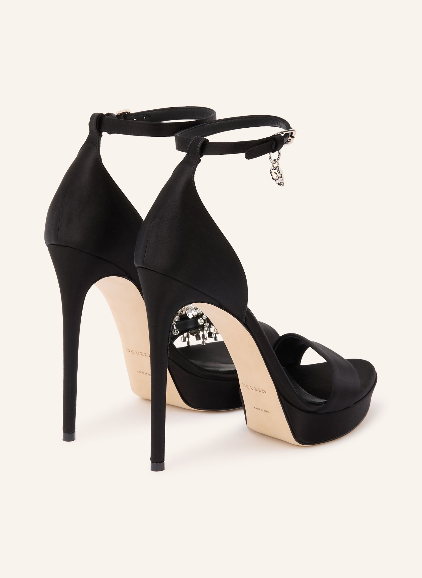 McQUEEN Plateau-Sandaletten mit Schmucksteinen: SCHWARZ / SILBER