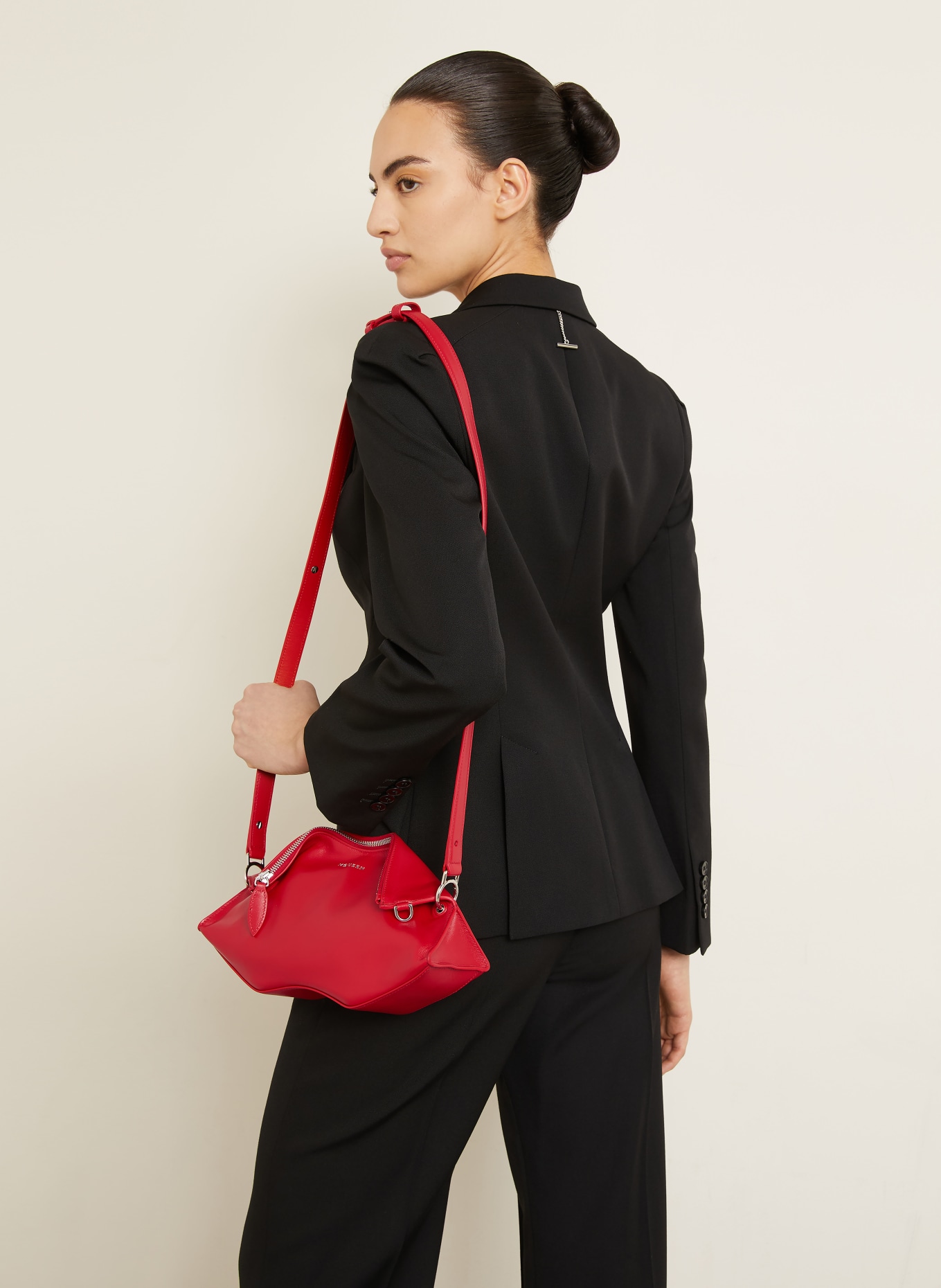 McQUEEN Clutch MANTA: ROT