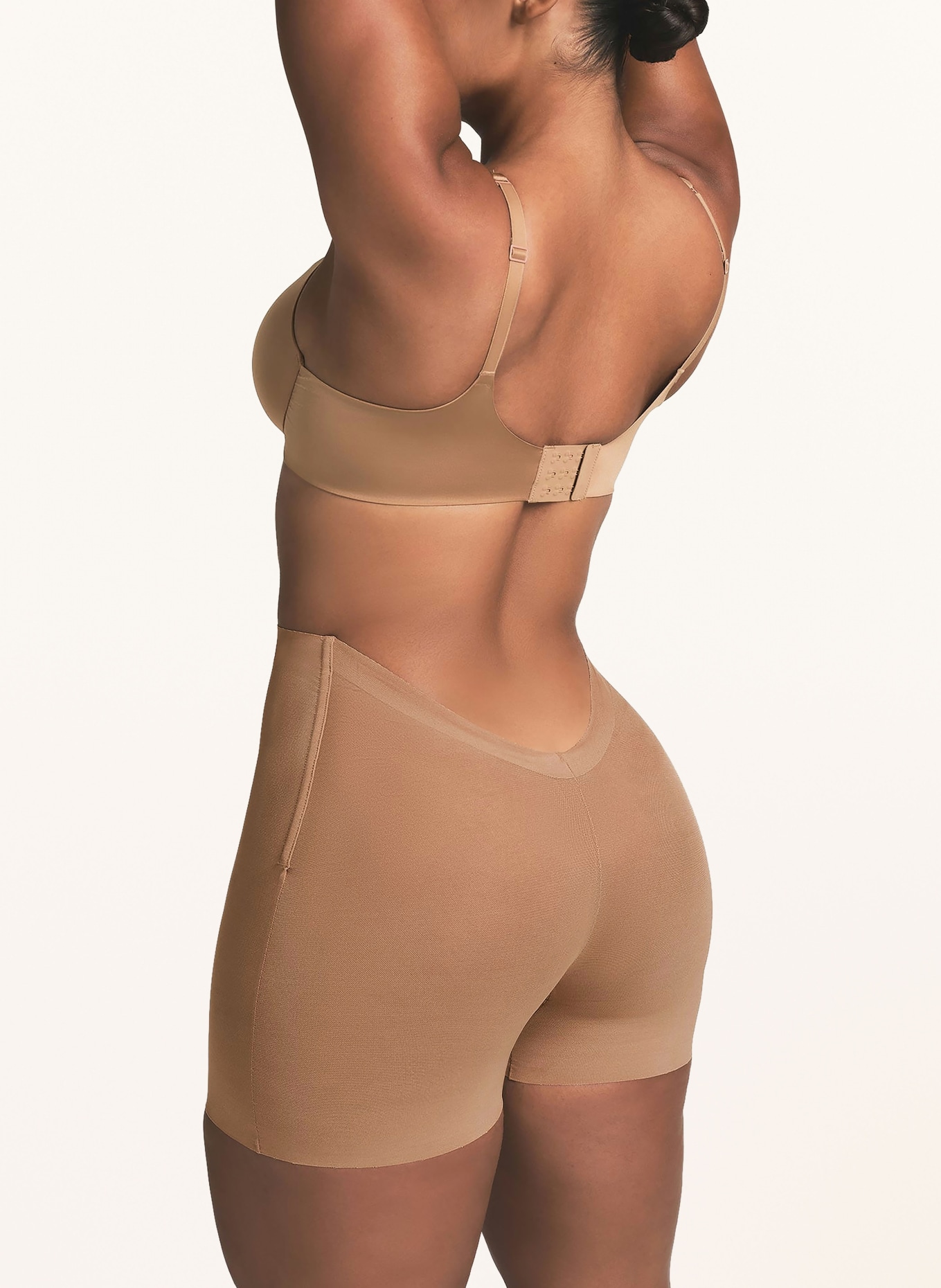 SKIMS Kształtujące ciało SKIMS BODY CS LOW BACK SHORT: SIENNA