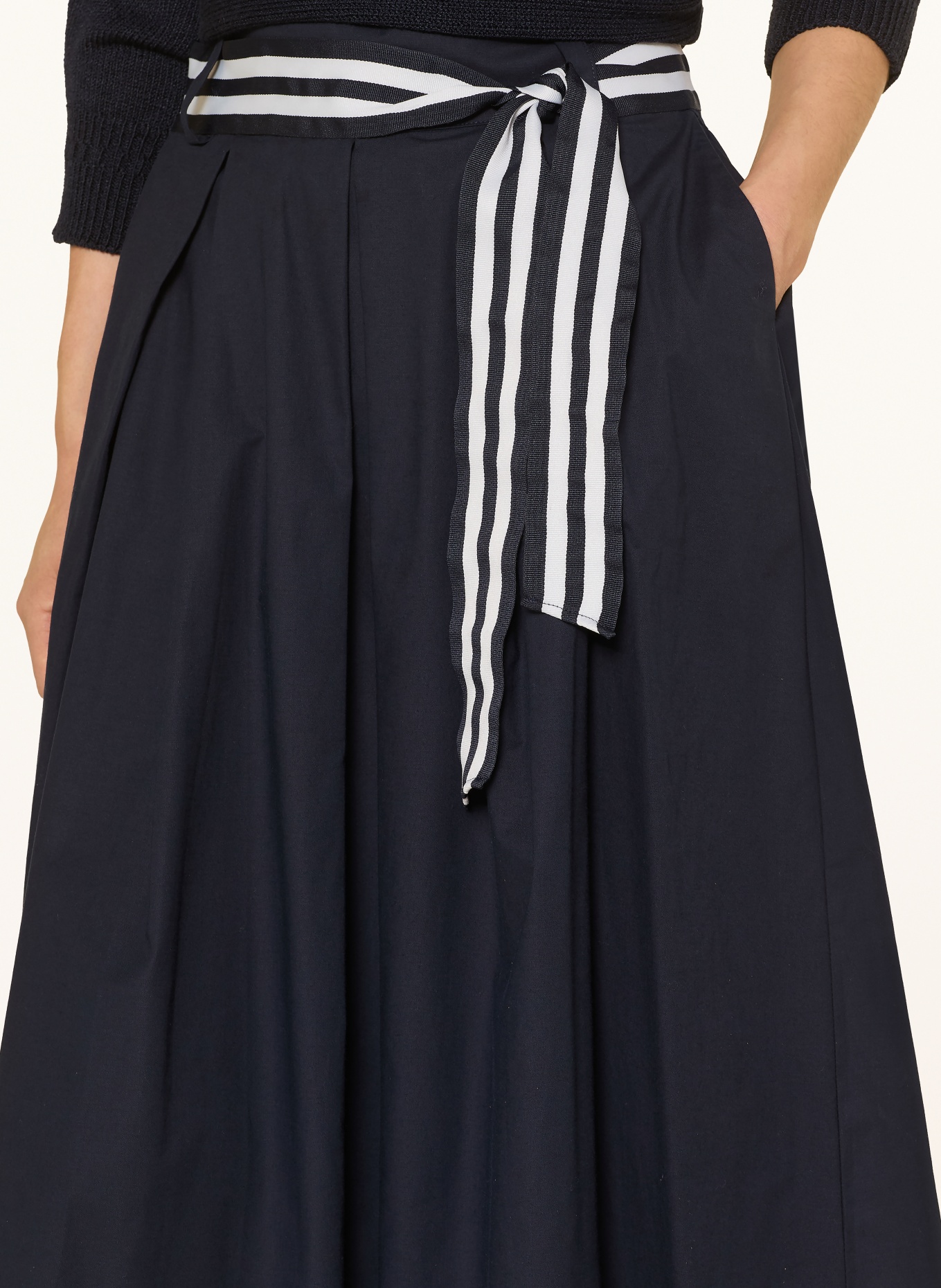 MORE & MORE Faltenrock: DUNKELBLAU