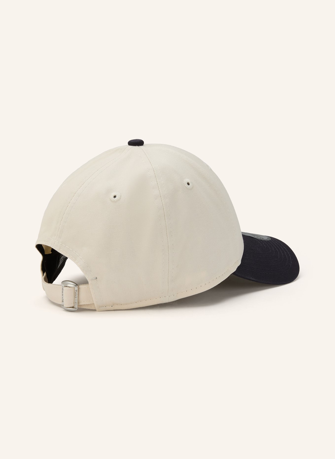 NEW ERA Čepice COLOURBLOCK 9FORTY®: KRÉMOVÁ / TMAVĚ MODRÁ