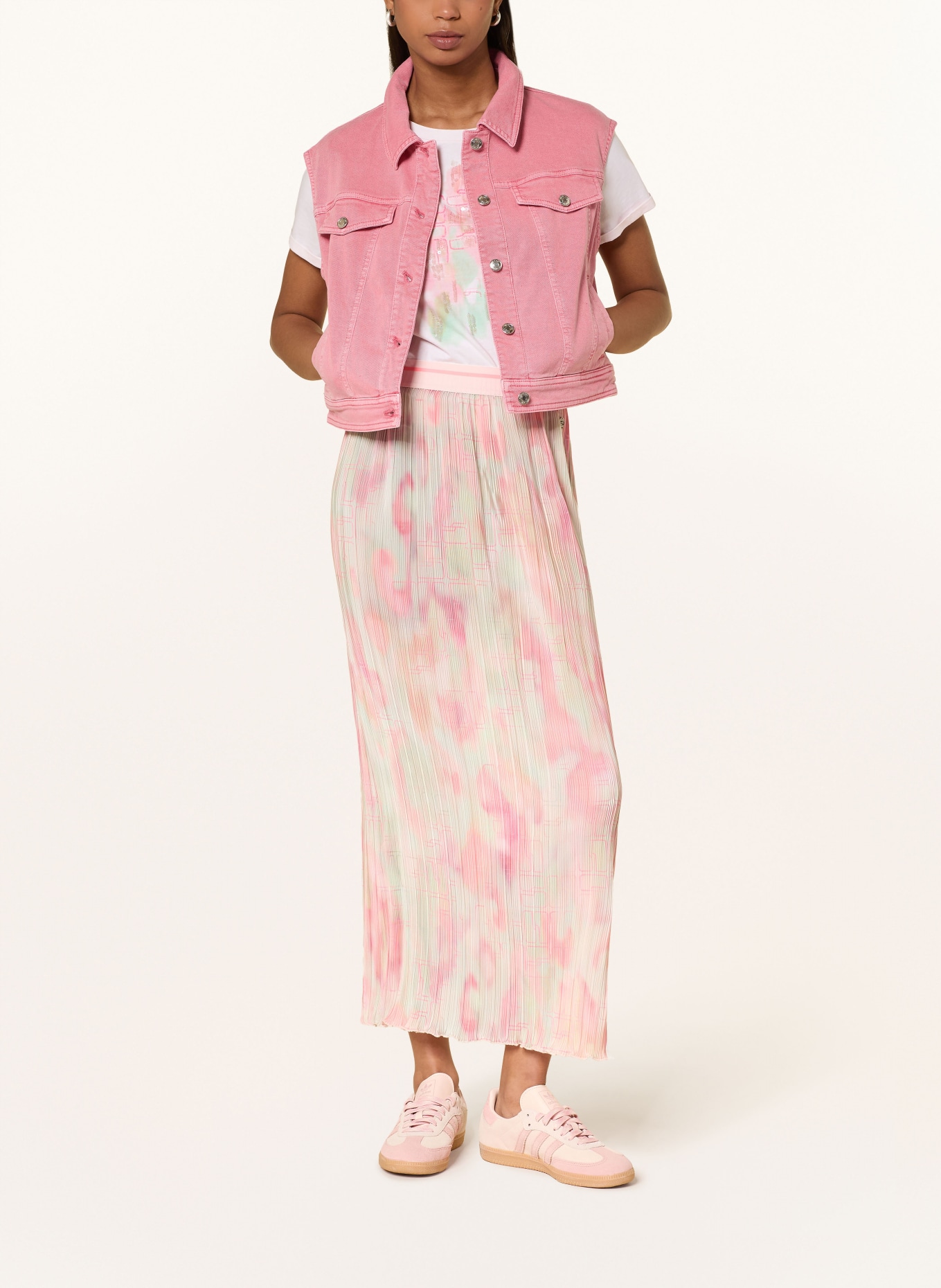 MARC CAIN T-Shirt mit Pailletten: 202 rosewater new