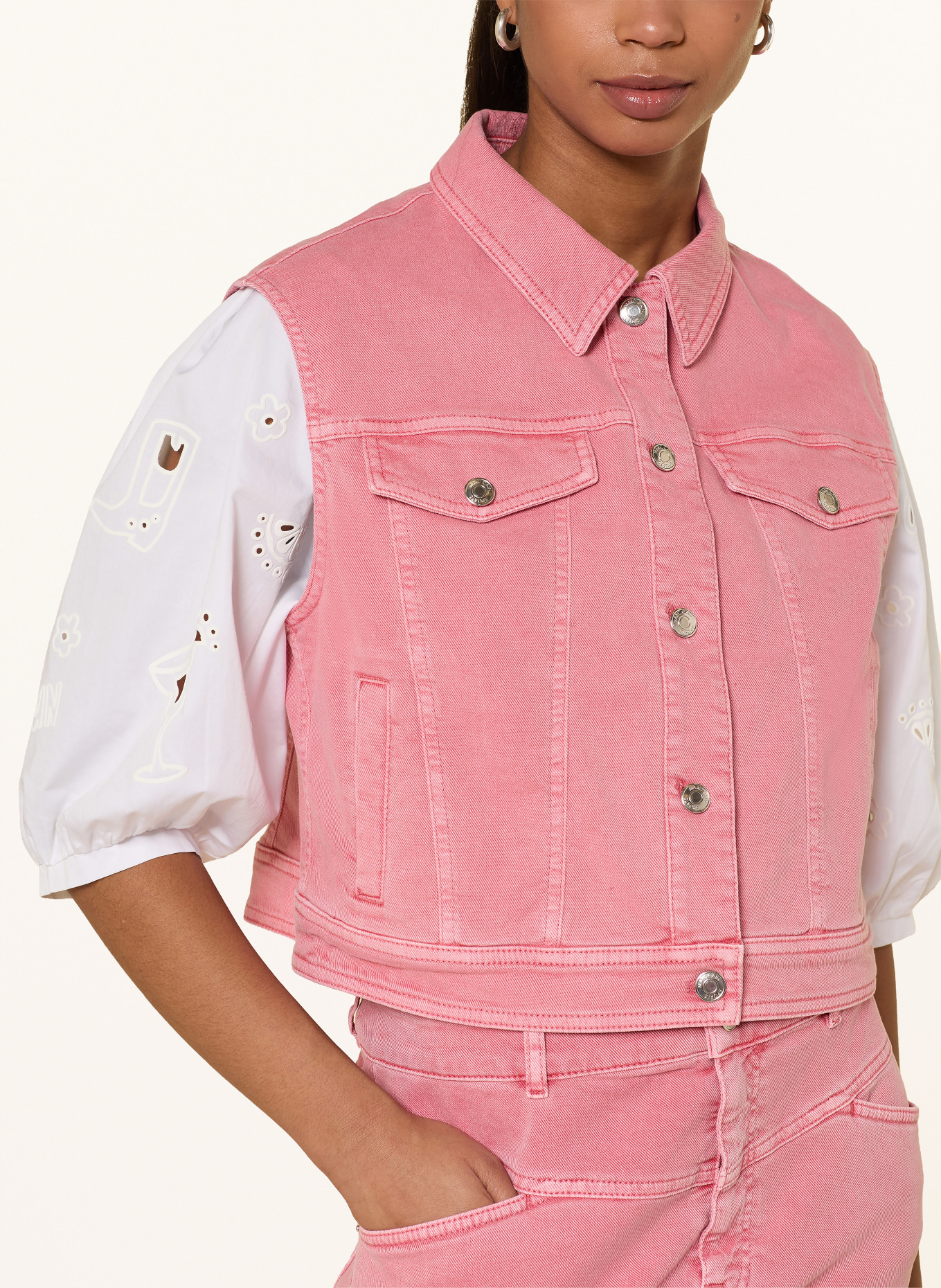 MARC CAIN Cropped denim vest: 246 pink lemonade