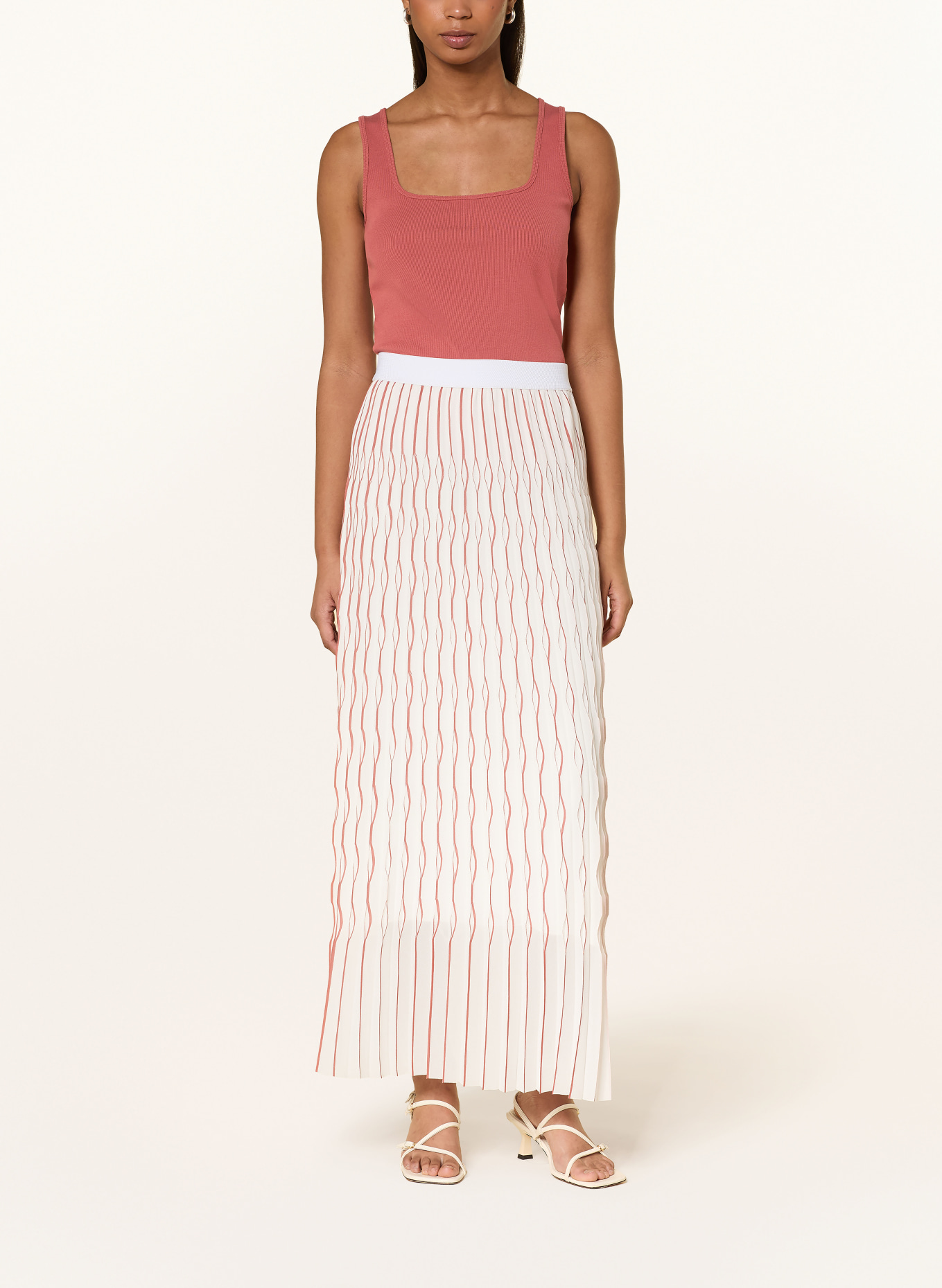 MARC CAIN Top: 488 etruscan red