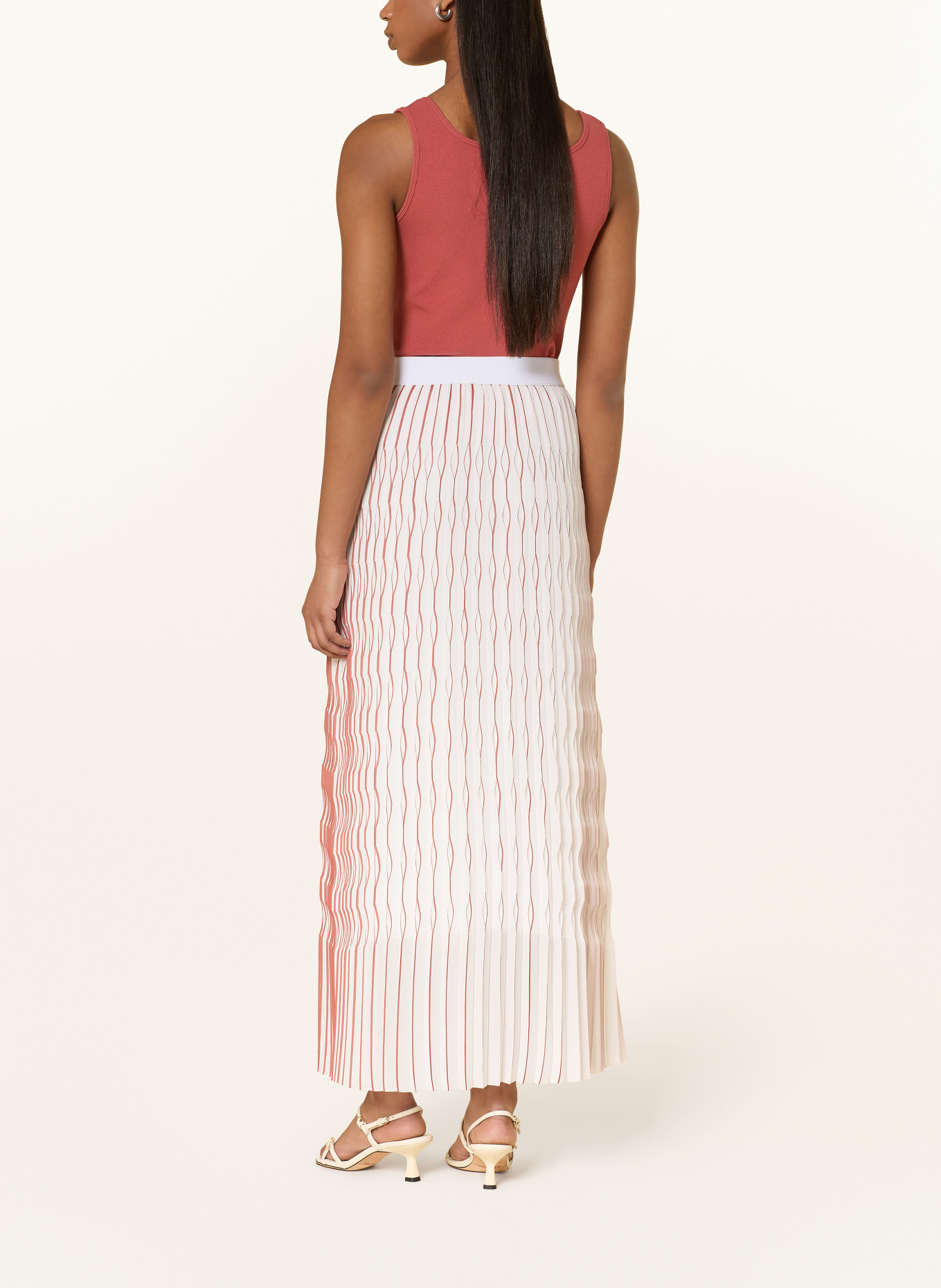 MARC CAIN plissérok: 488 etruscan red