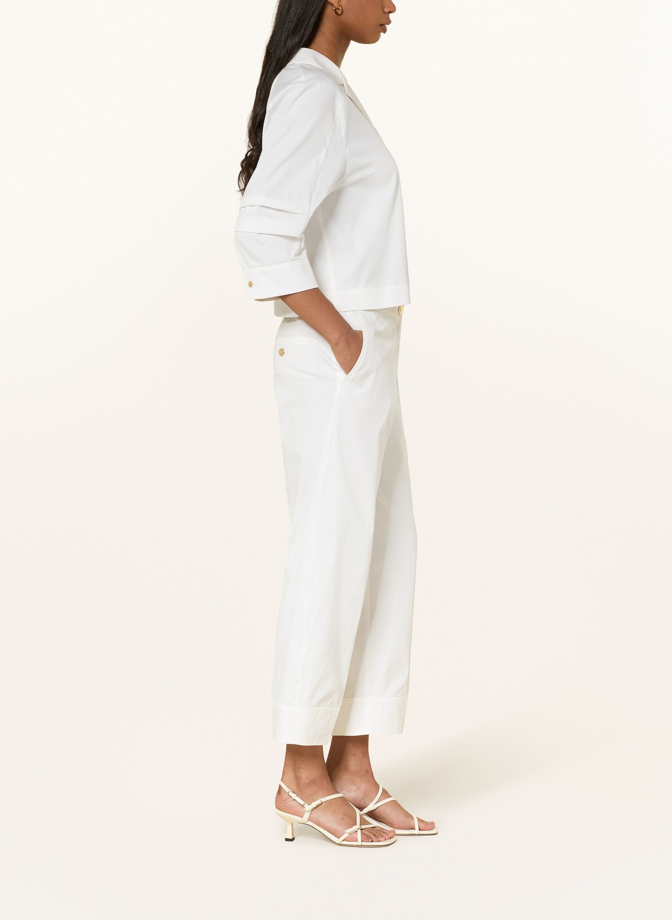 MARC CAIN RENTON 3/4-length pants: 110 off