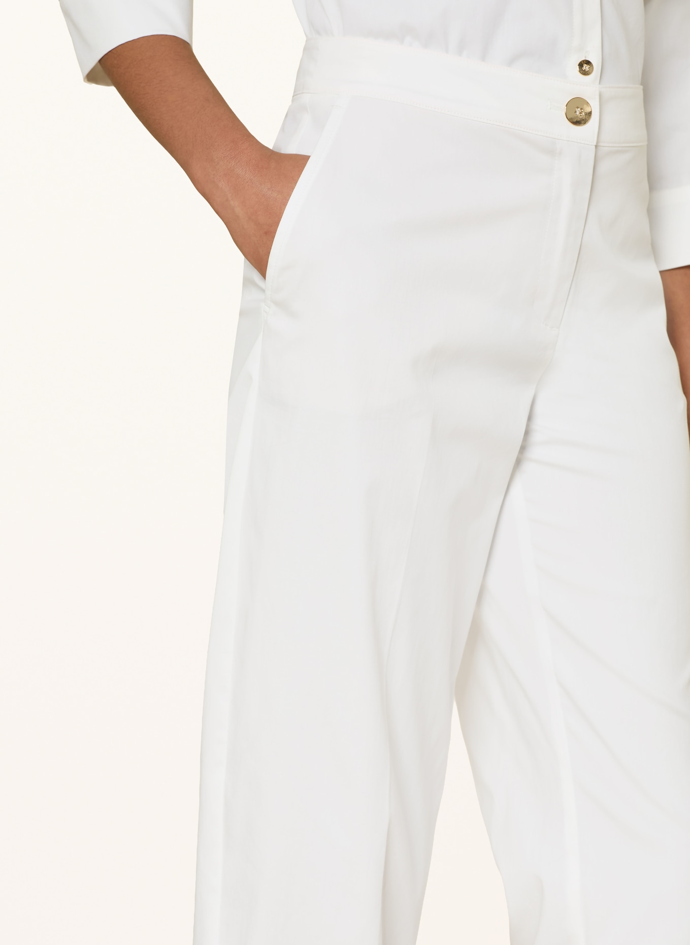 MARC CAIN RENTON 3/4-length pants: 110 off