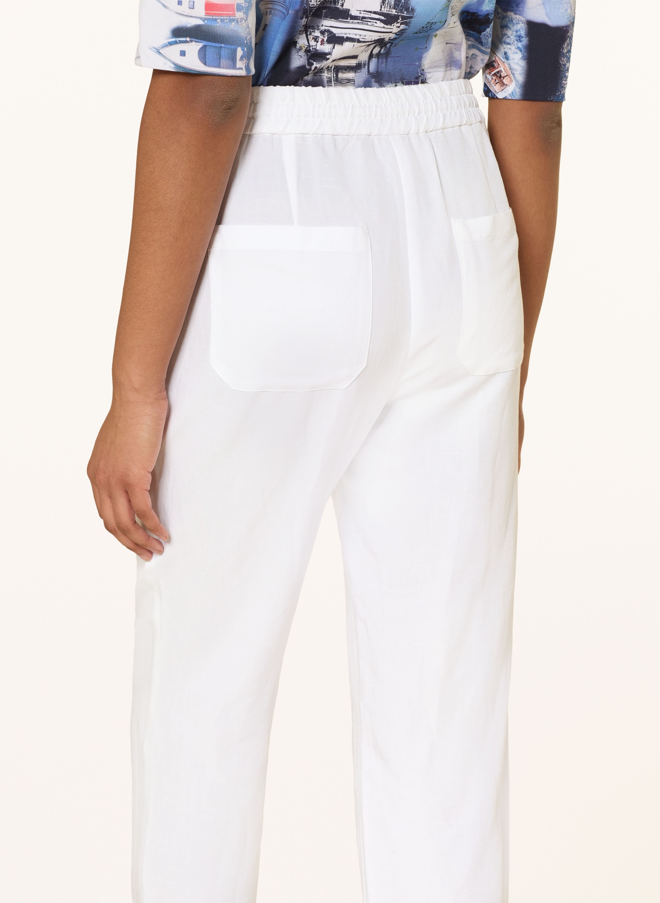 MARC CAIN Kalhoty RHODOS ve stylu joggingových kalhot: 100 WHITE