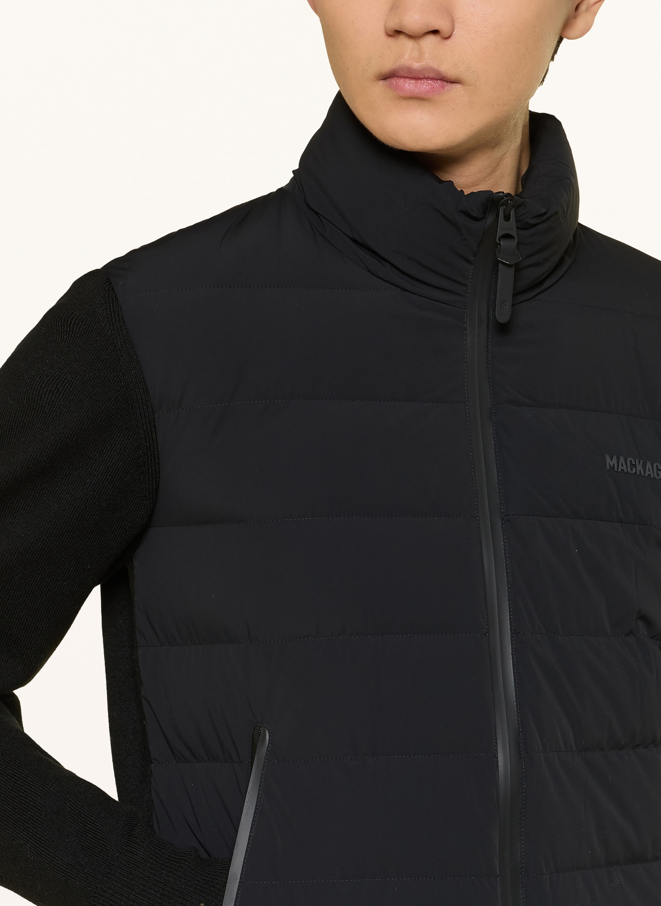 Mackage Peřová bunda HANEY-CITYZ  z kombinace materiálů: ČERNÁ