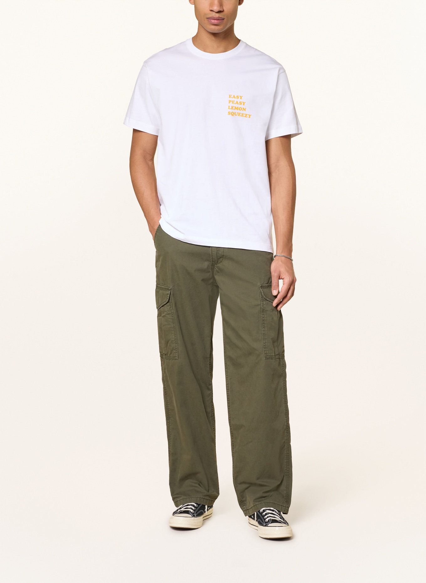 On Vacation T-Shirt: WEISS / DUNKELGELB