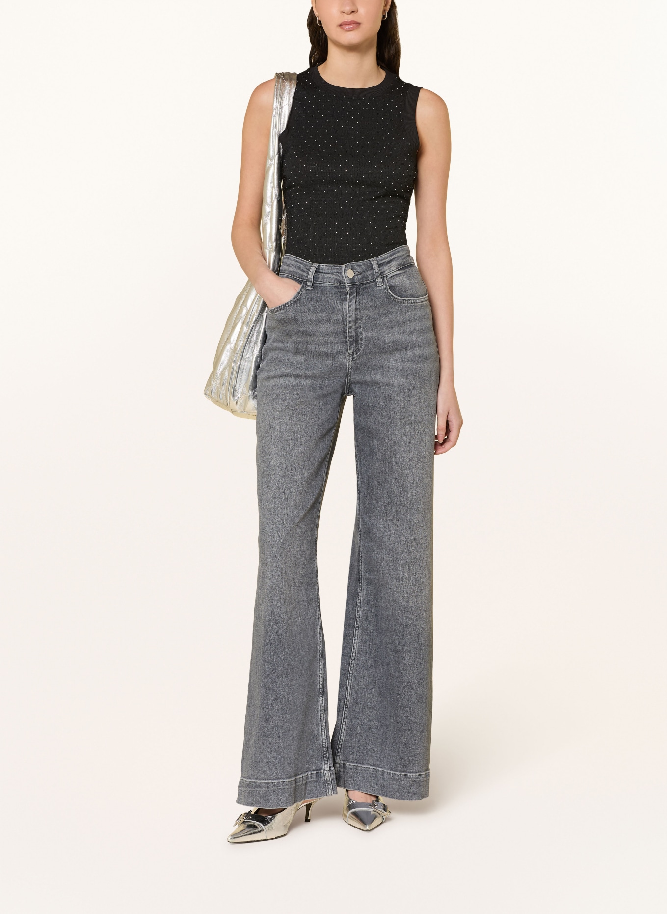 GUESS Top FRANCINE s ozdobnými kameny: ČERNÁ