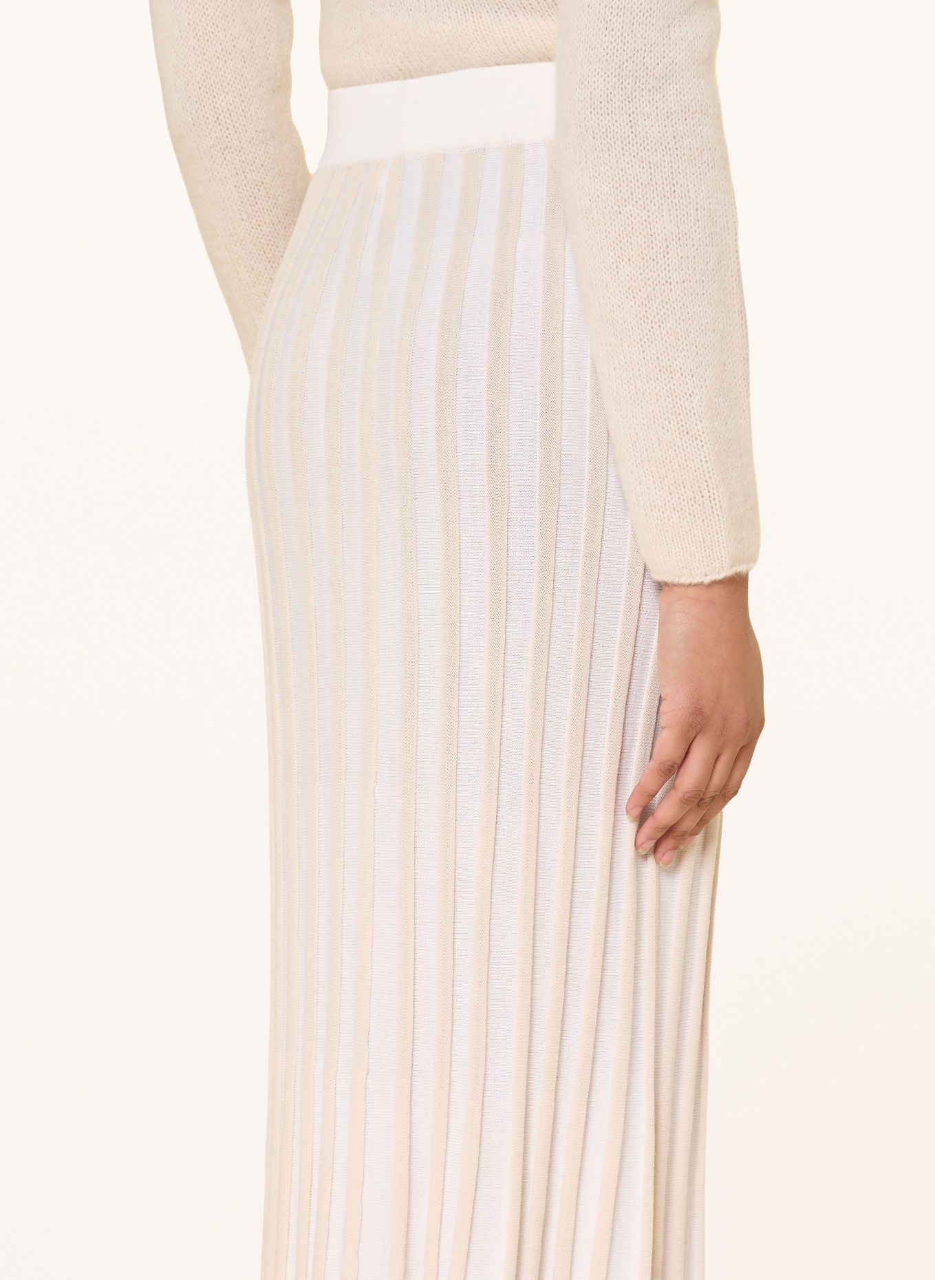 HEMISPHERE Pleated skirt made of merino wool: BEIGE