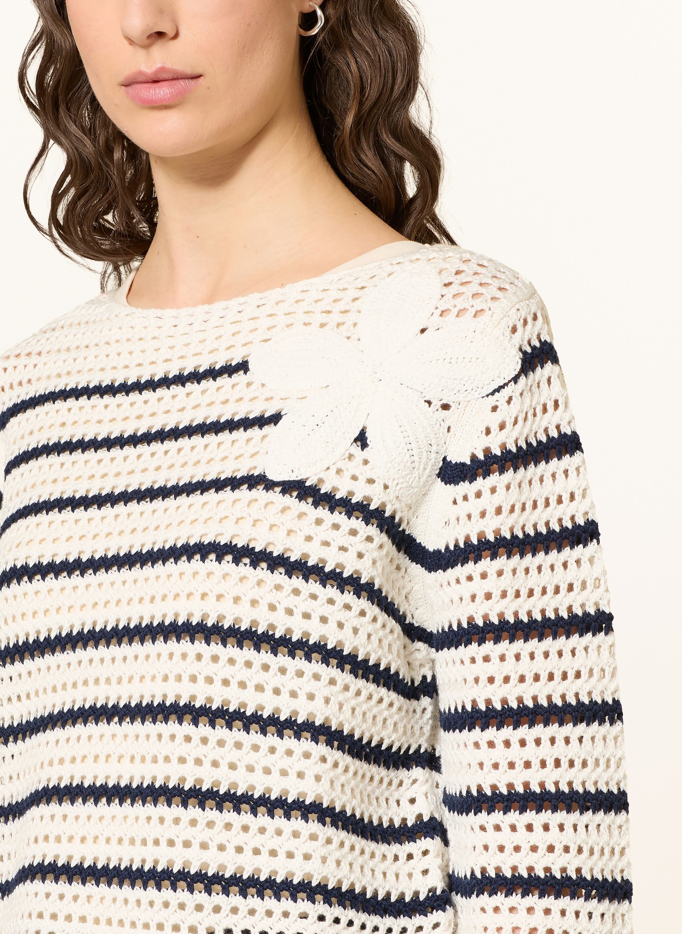 HEMISPHERE sweater: WHITE / DARK BLUE