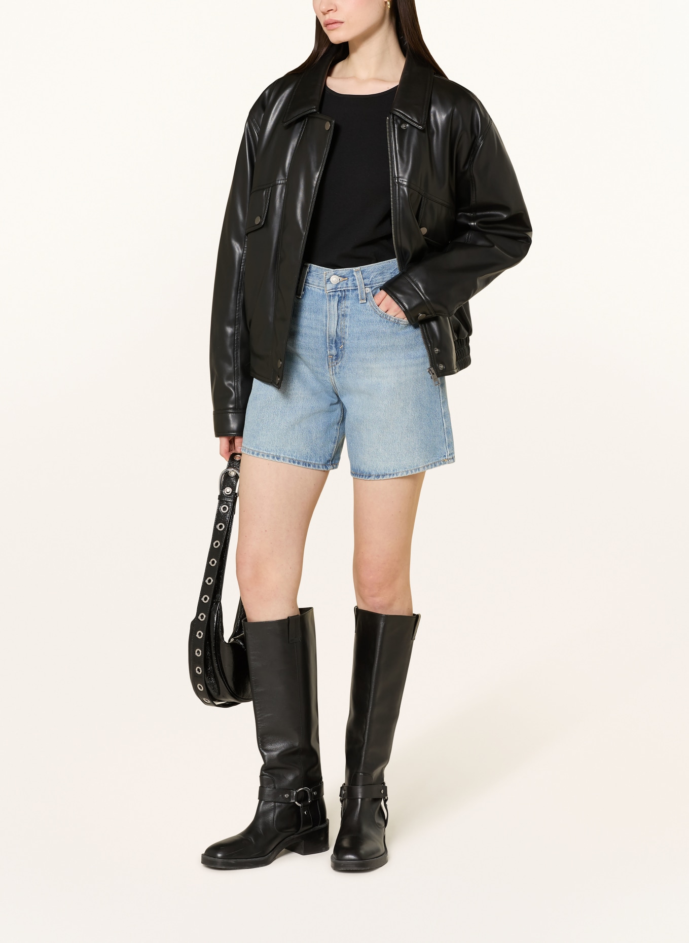 Levi's® Jeansshorts: 00 Med Indigo - Flat Finish