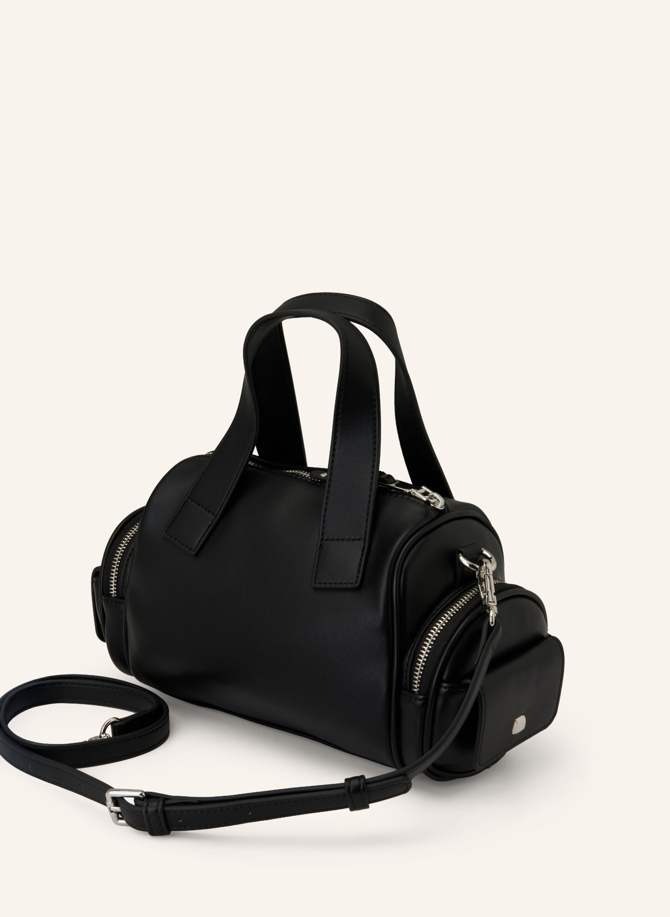 SEIDENFELT Kabelka JOKELA s nýty: ČERNÁ / STŘÍBRNÁ