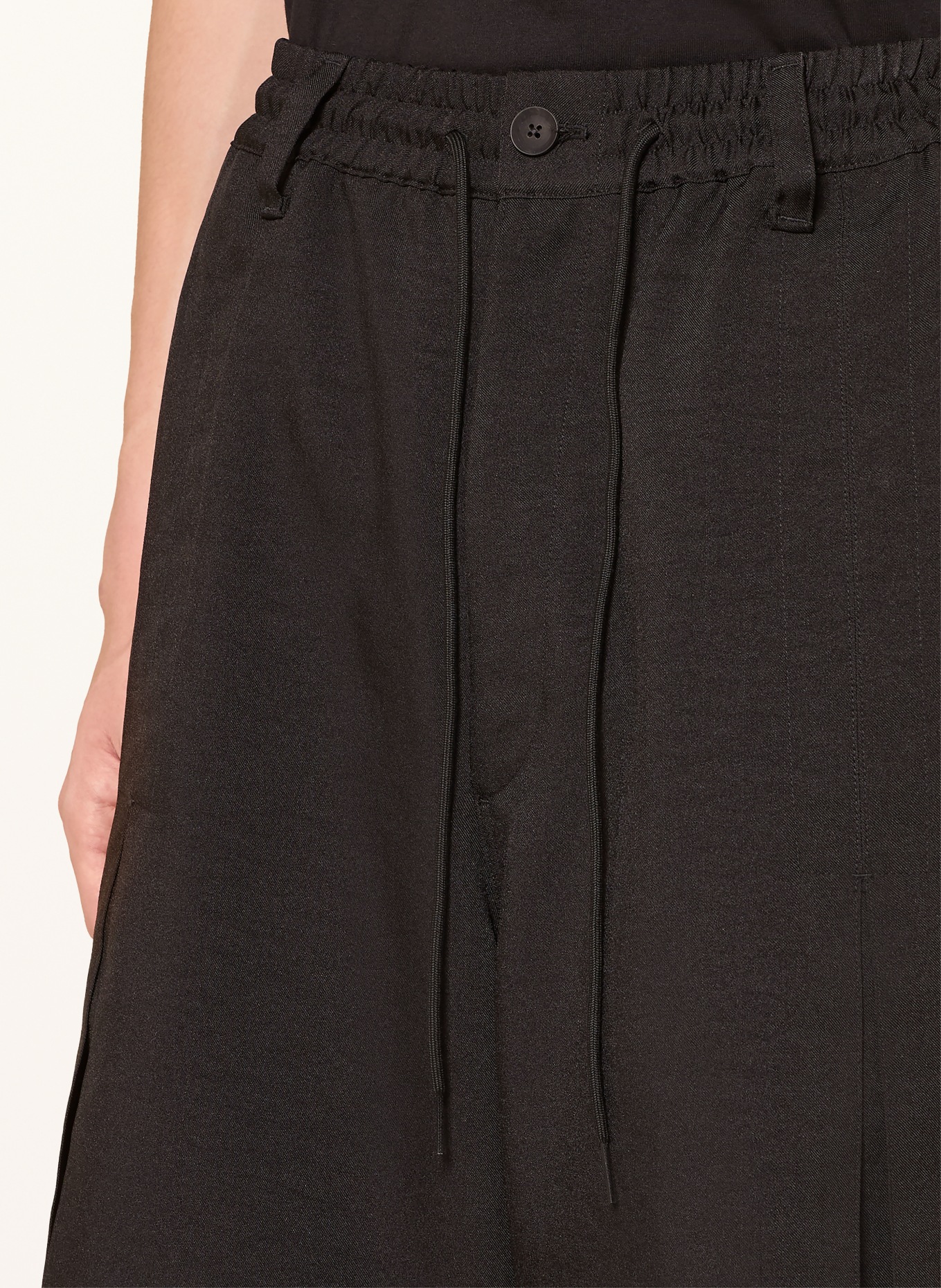 Y-3 SPORT UNIFORM Oversized Fit Shorts: BLACK