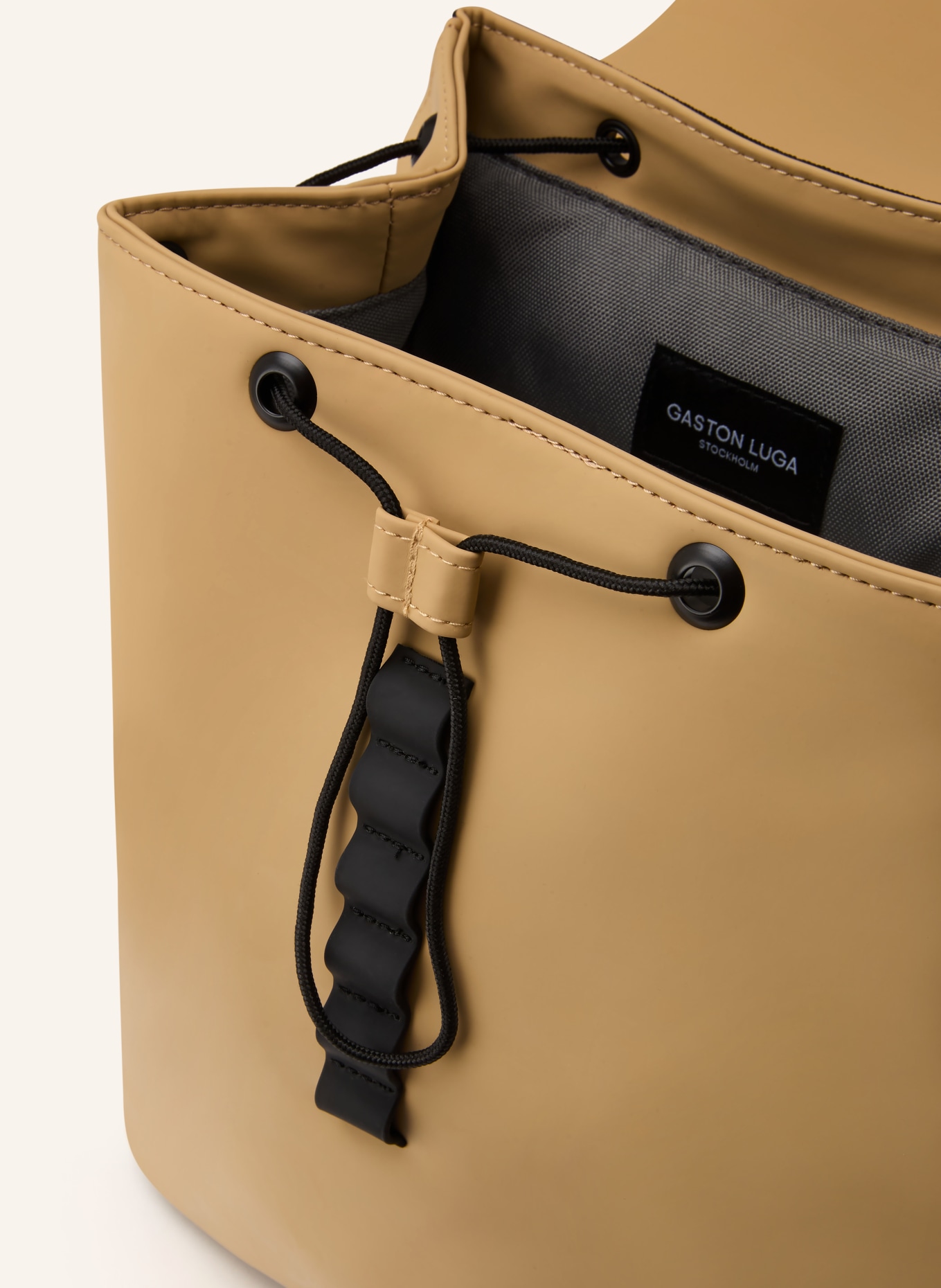 GASTON LUGA DÄSH 13 l backpack with laptop compartment: CAMEL