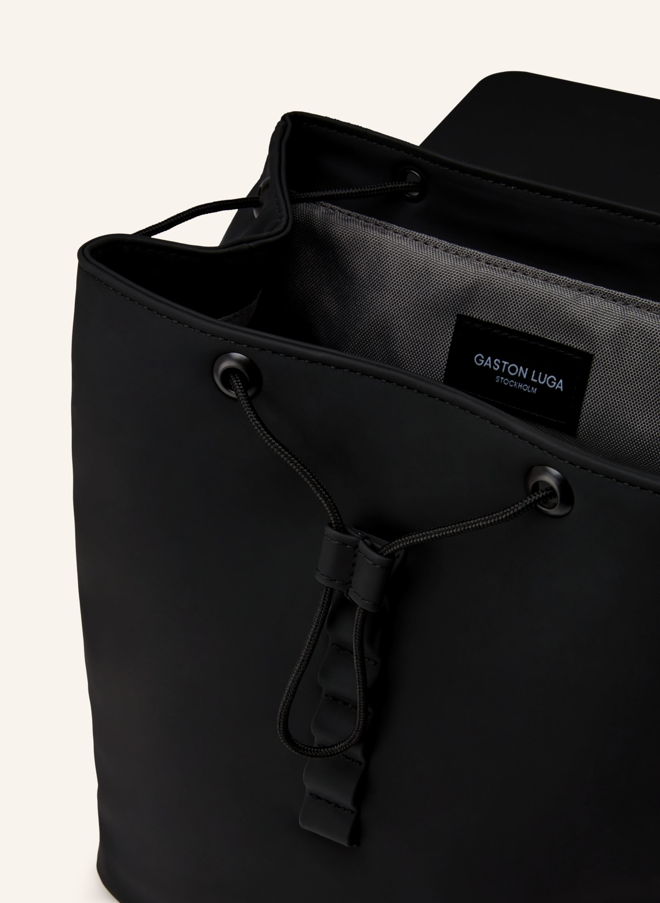 GASTON LUGA DÄSH 13 l backpack with laptop compartment: BLACK