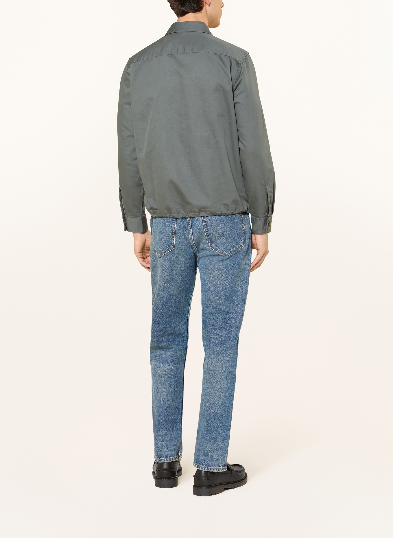 Marc O'Polo Předsedající: ŠEDÁ