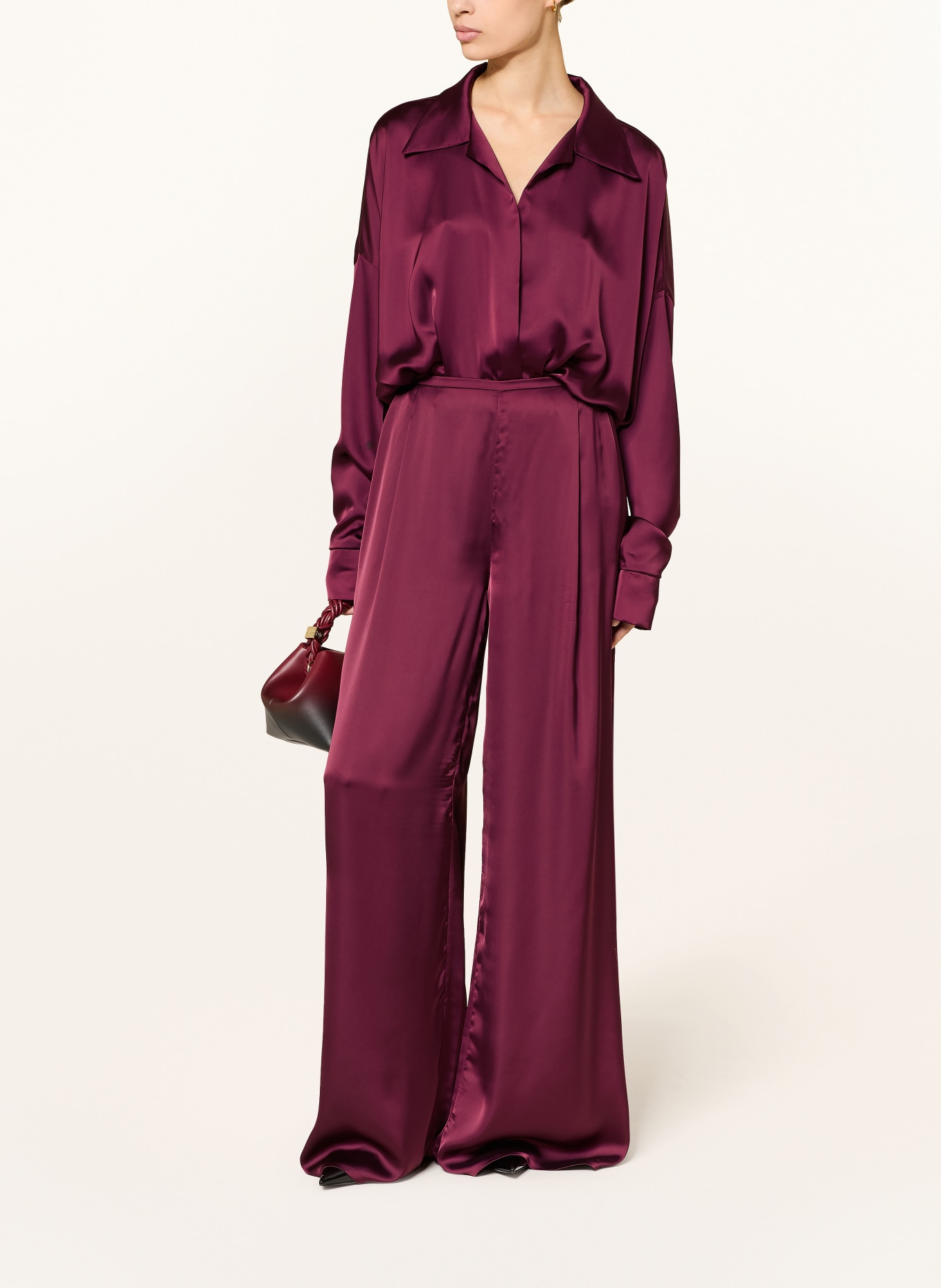 NORMA KAMALI Pantalon marlène en satin: ROUGE FONCÉ