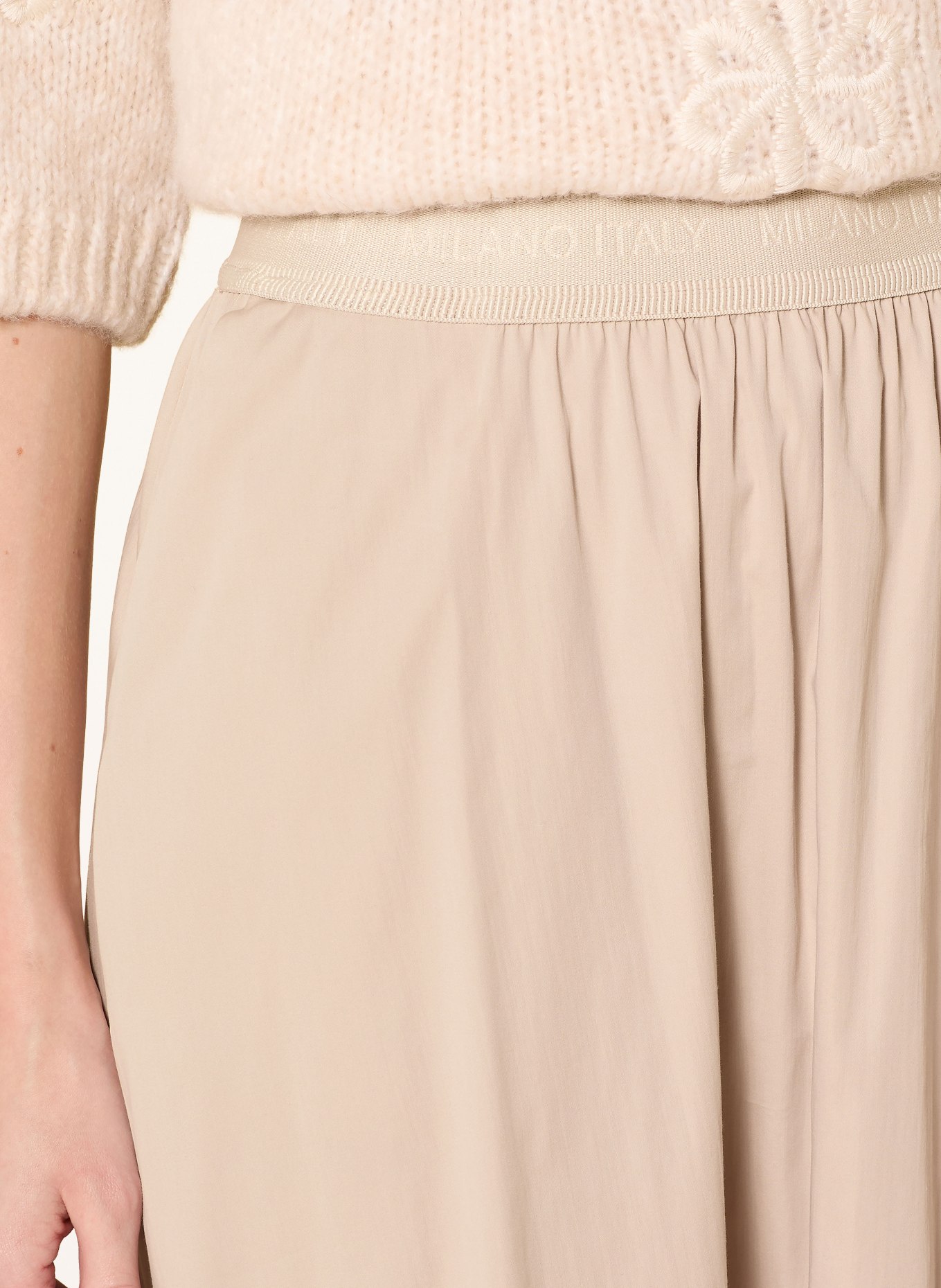 MILANO ITALY Rock: BEIGE