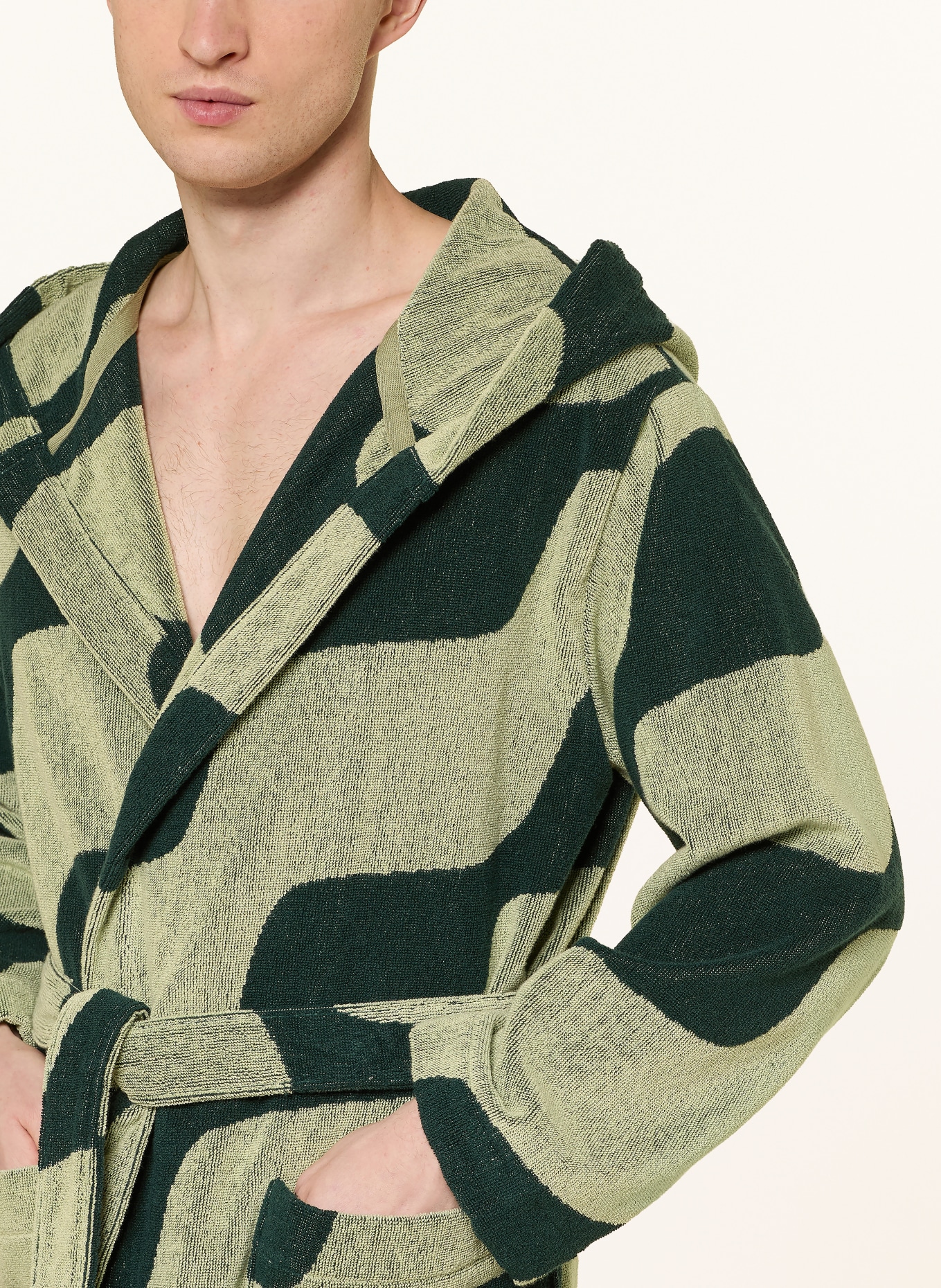 marimekko Unisex-Bademantel TAIFUUNI mit Kapuze: HELLGRÜN / DUNKELGRÜN