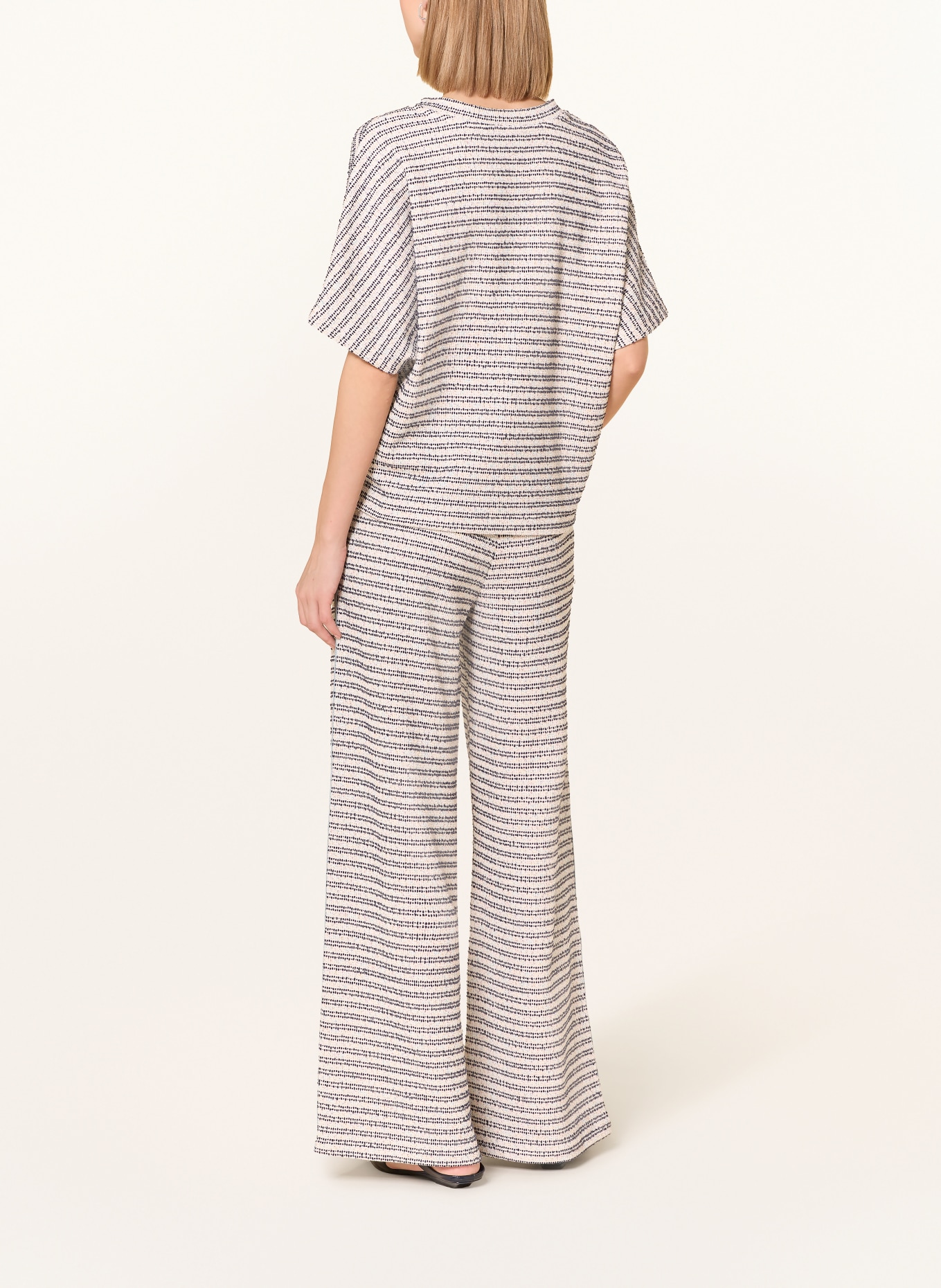 MILANO ITALY T-shirt: ECRU / DARK BLUE