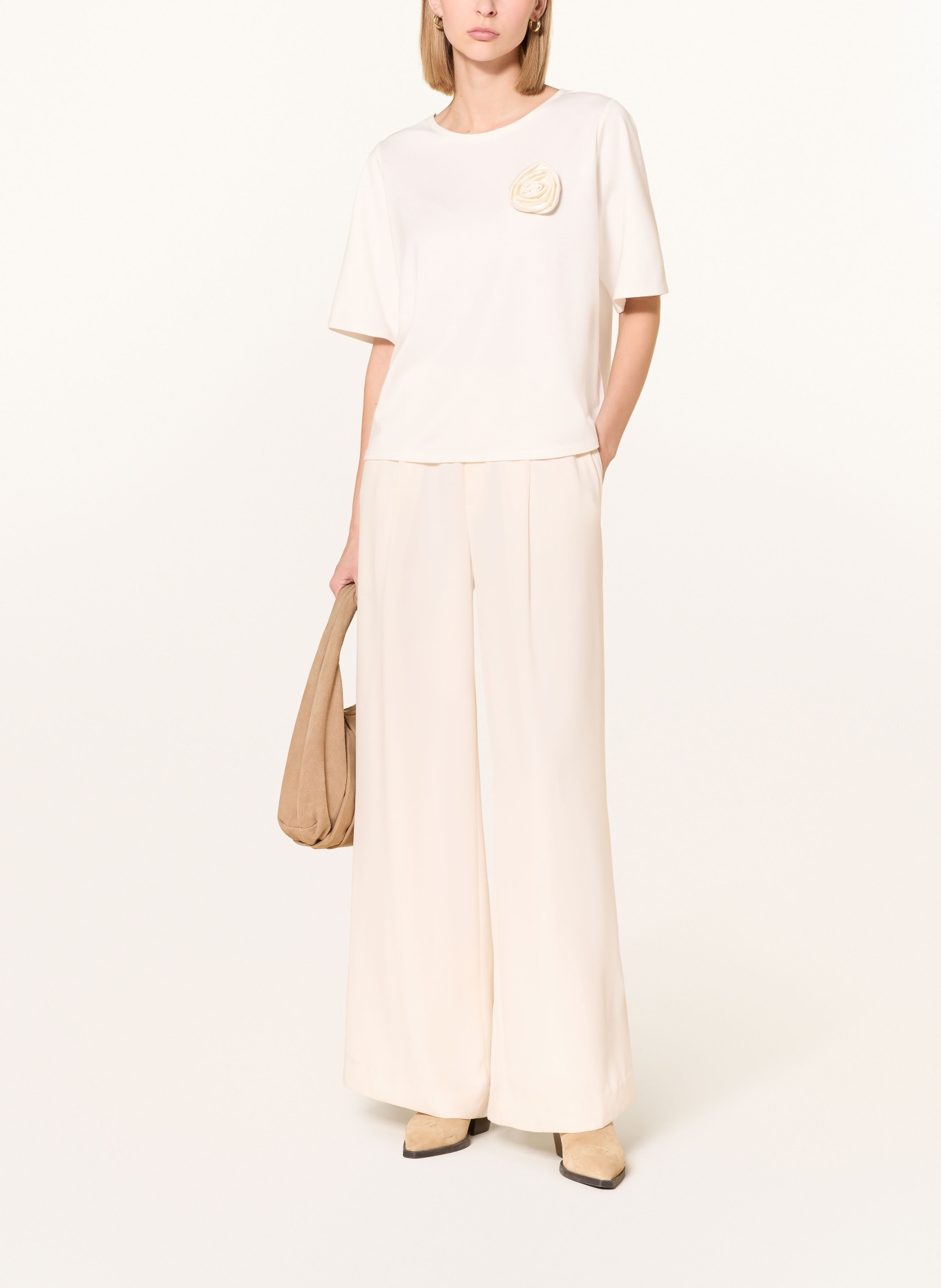 MILANO ITALY T-Shirt: ECRU