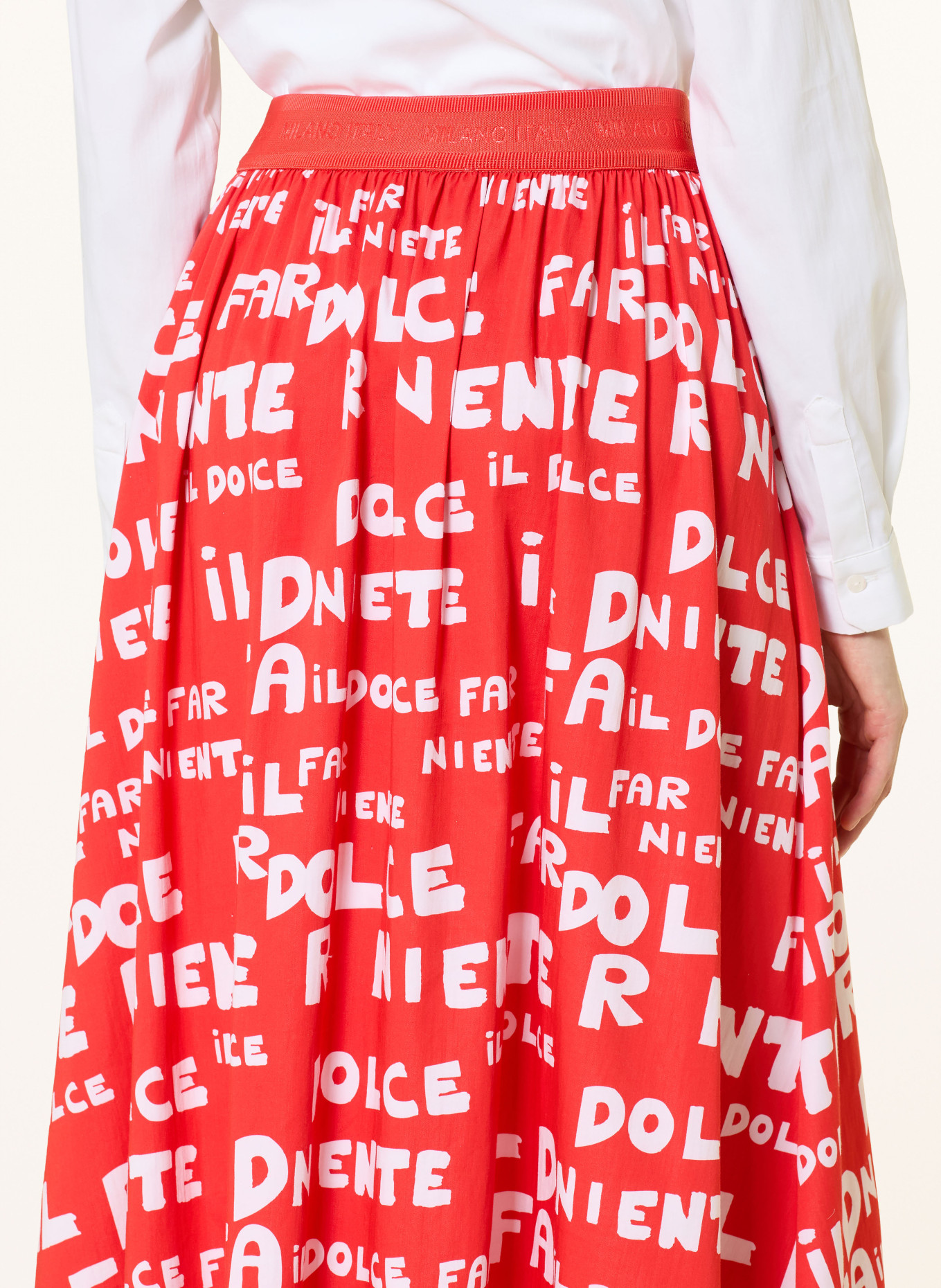 MILANO ITALY Sukně: ČERVENÁ / BÍLÁ