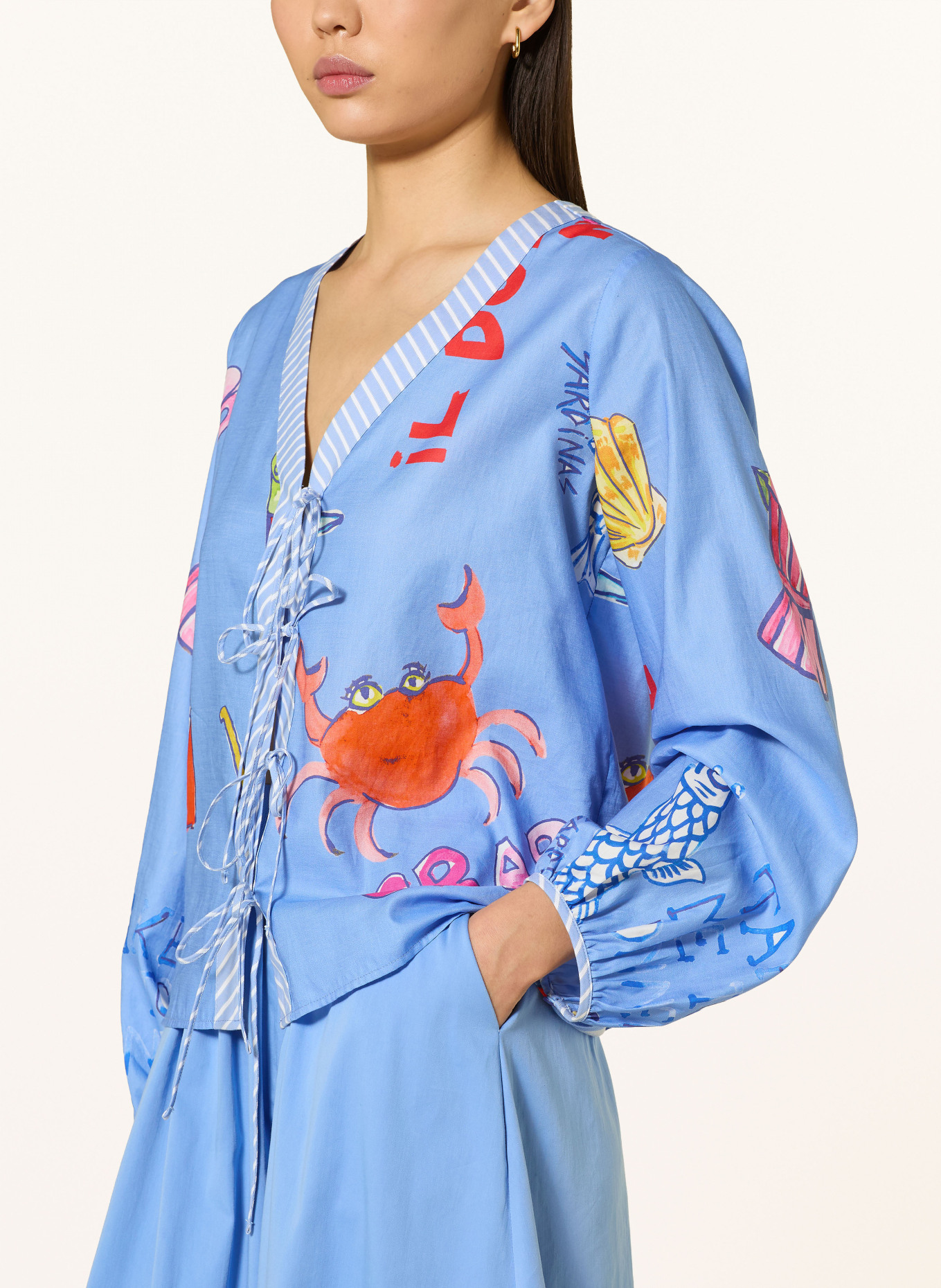 MILANO ITALY Bluse: HELLBLAU / PINK / ROT