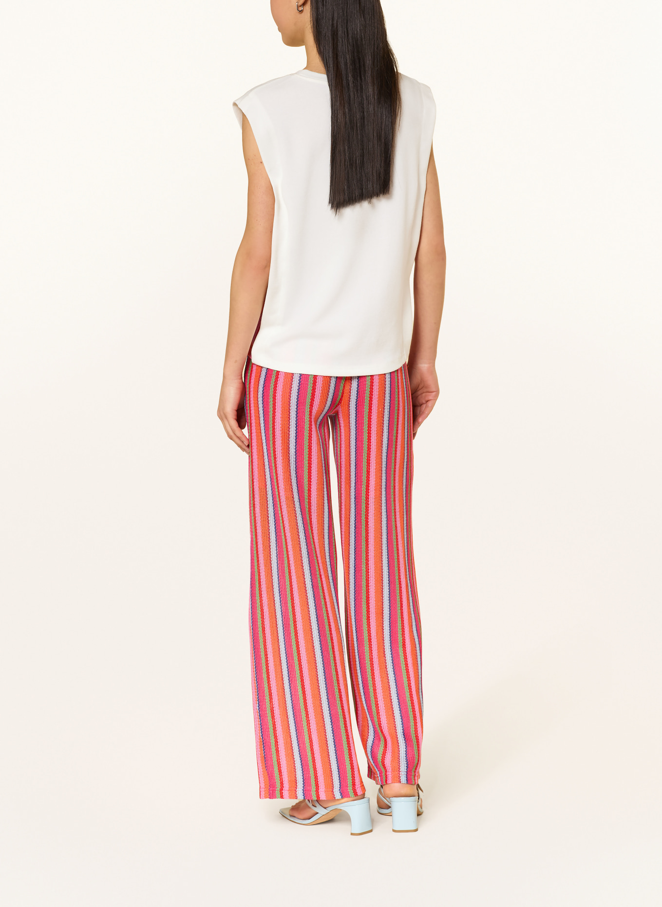 ICHI Top en maille IHLIBELLA: BLANC / ROSE FUCHSIA